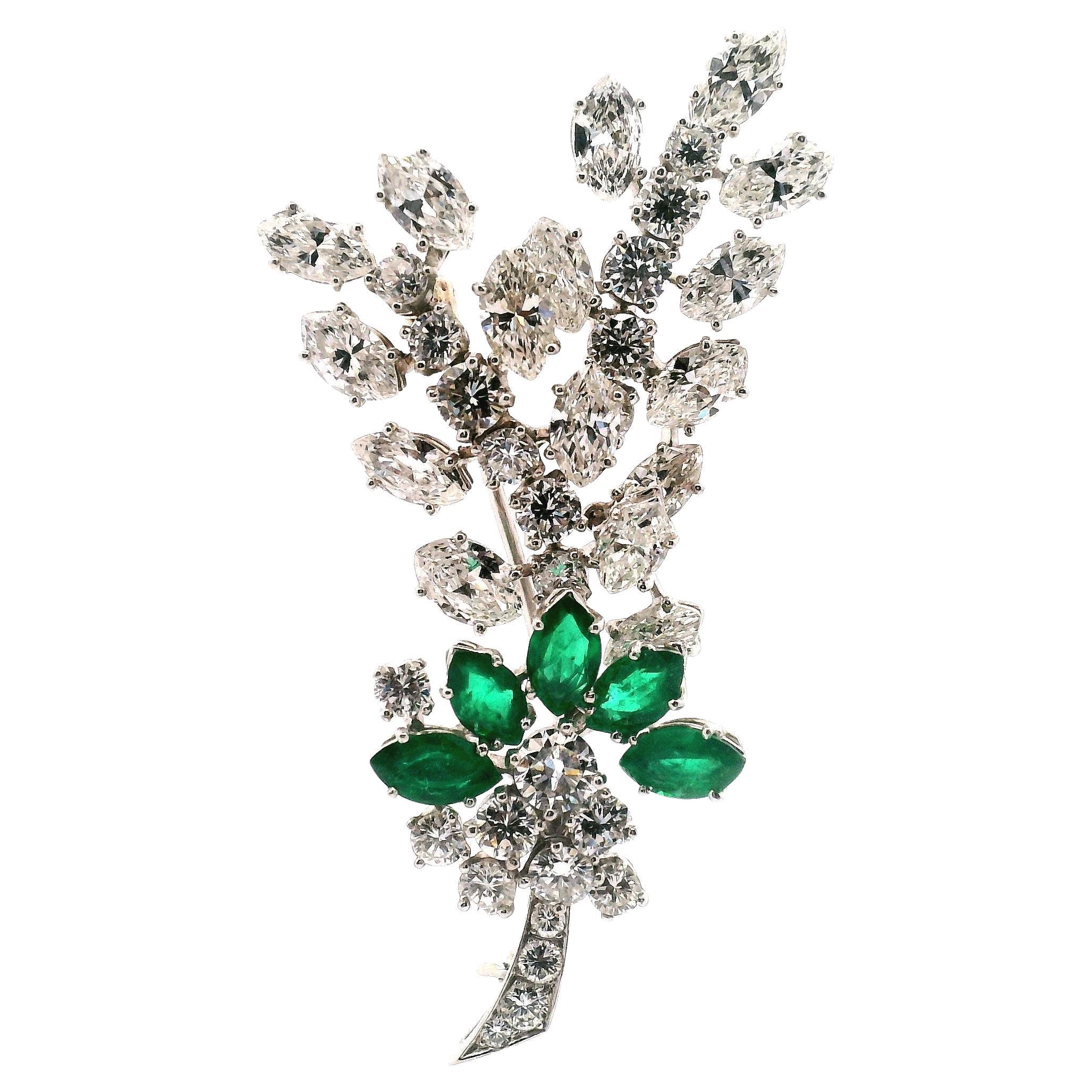 Tiffany
Co. Brosche mit Diamanten und Smaragdpalme