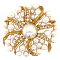Tiffany & Co Diamonds Pearls Flower Brooch in 18k Gold