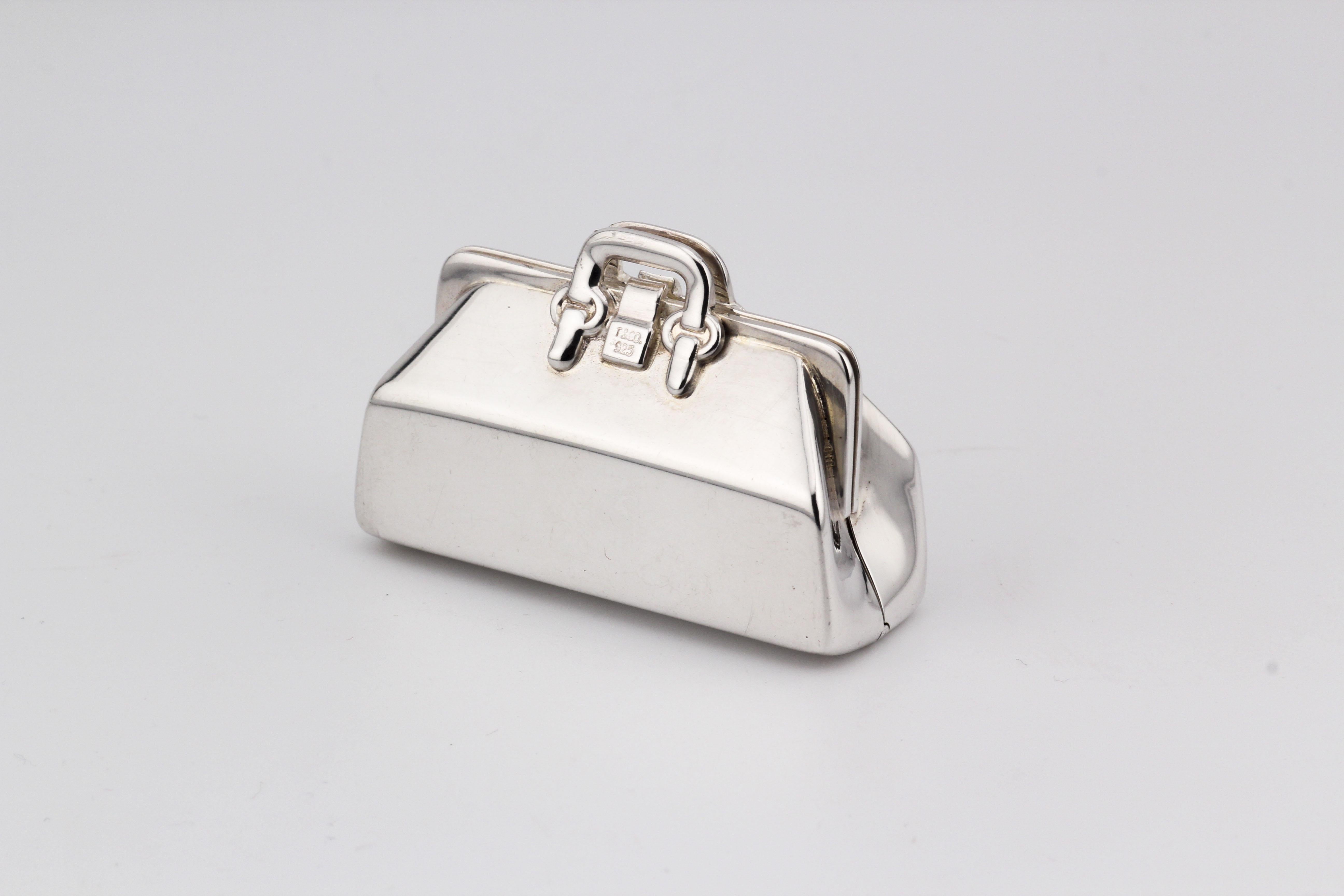 Tiffany & Co. Doctor Bag Sterling Silver Pill Box In Good Condition In Simpsonville, SC