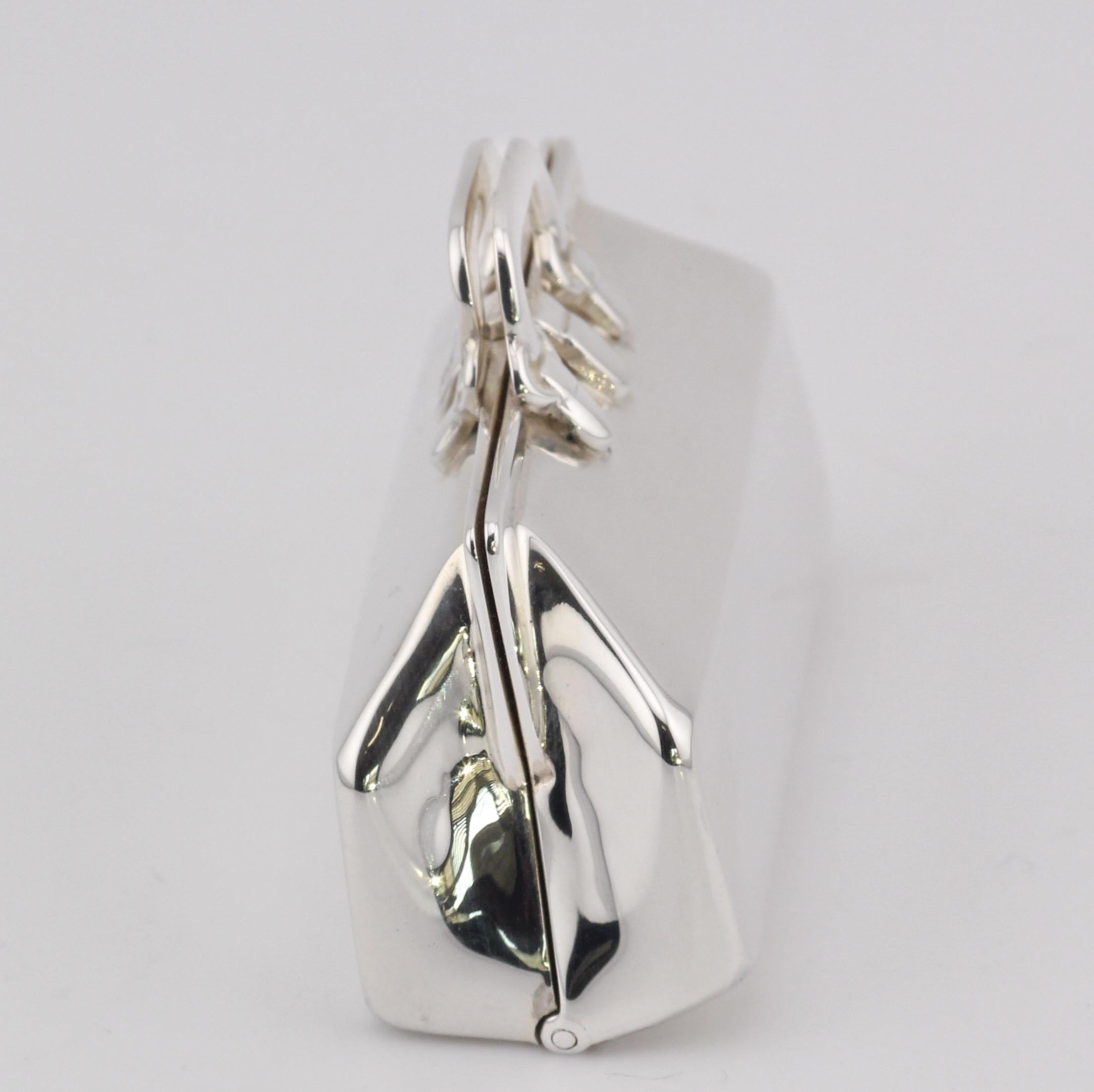 Tiffany & Co. Portapillole in argento sterling con borsa del dottore In condizioni ottime in vendita a Simpsonville, SC