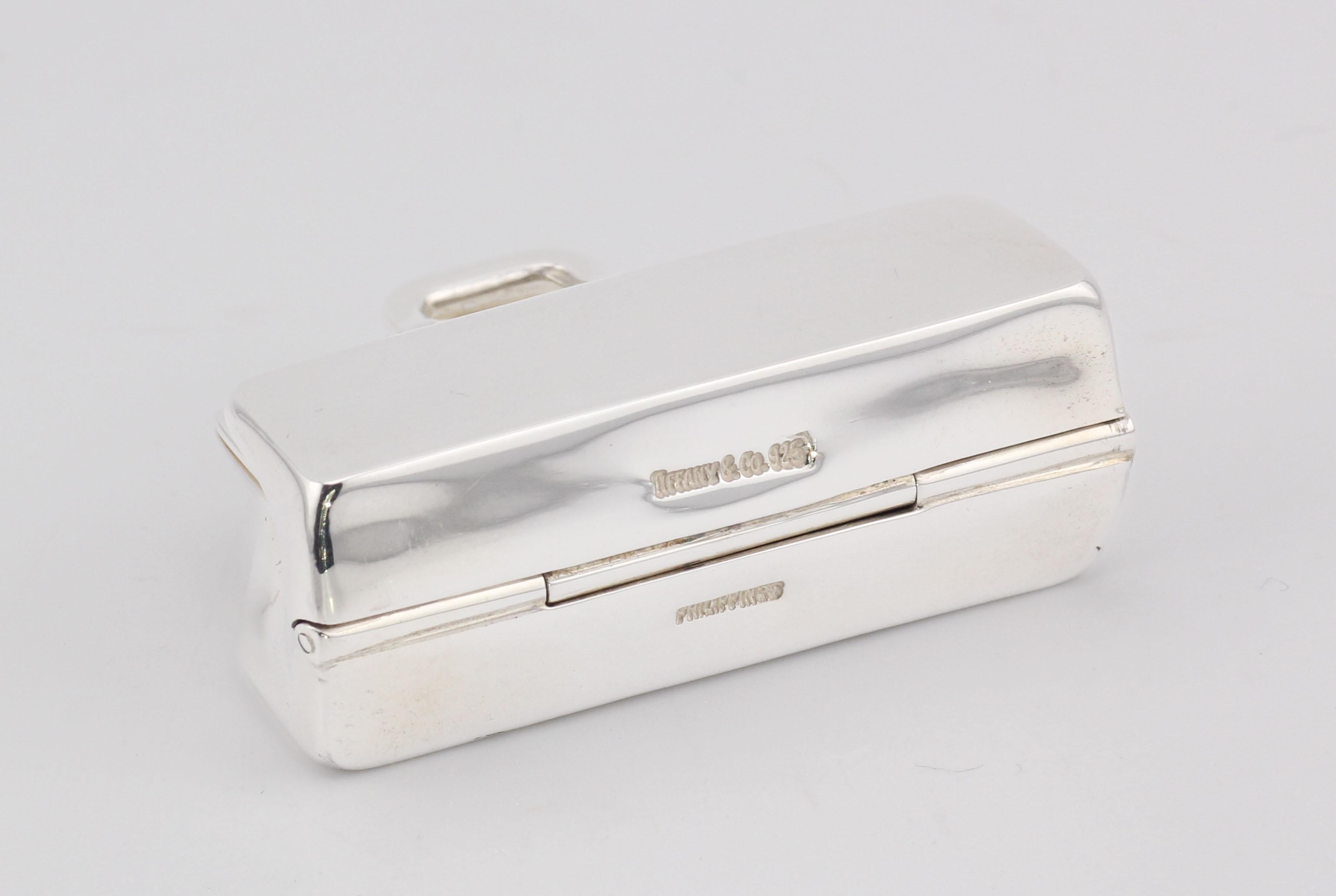 Tiffany & Co. Portapillole in argento sterling con borsa del dottore in vendita 1