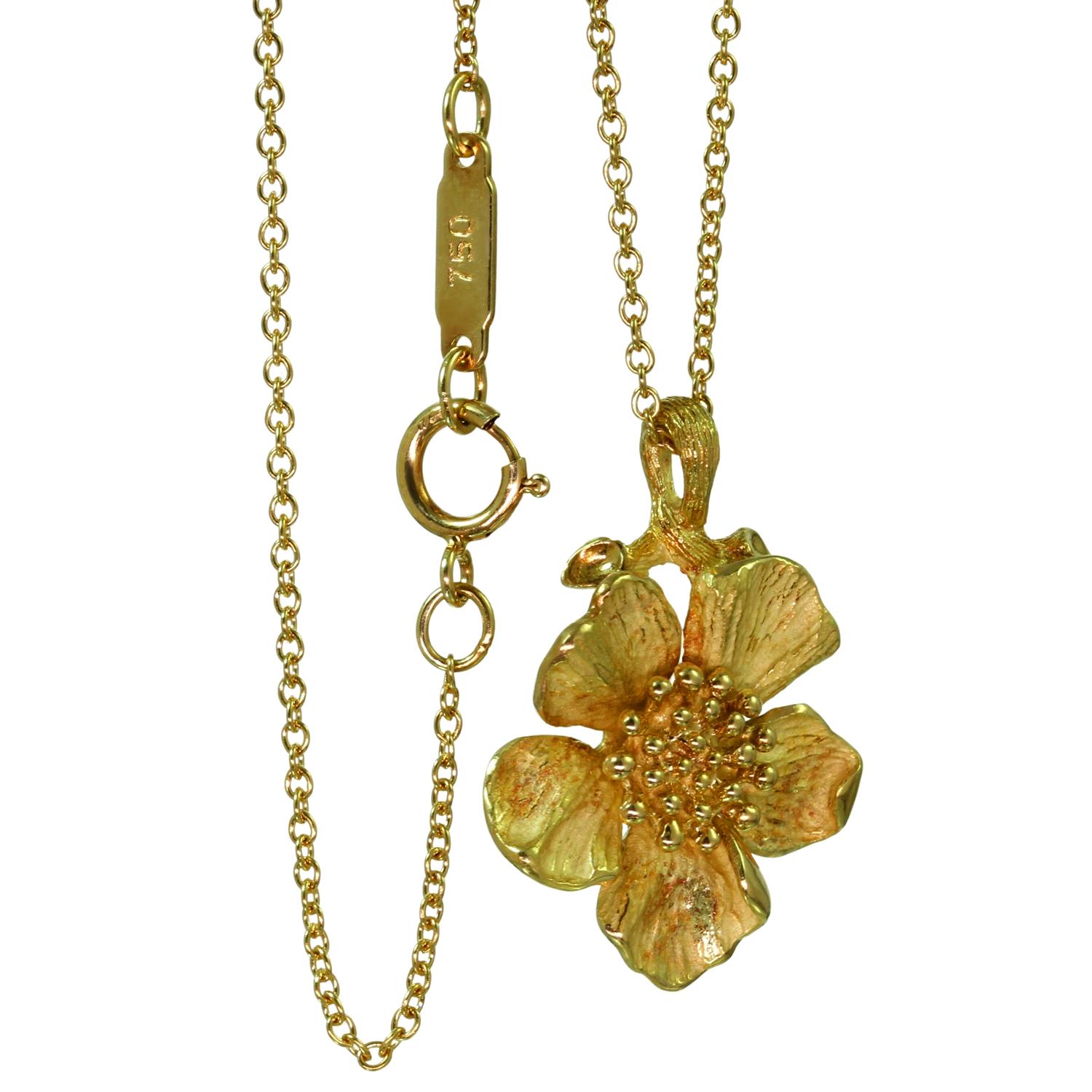 Tiffany & Co. Collier  pendentifs en or jaune 18 carats en forme de cornichon Pour femmes en vente