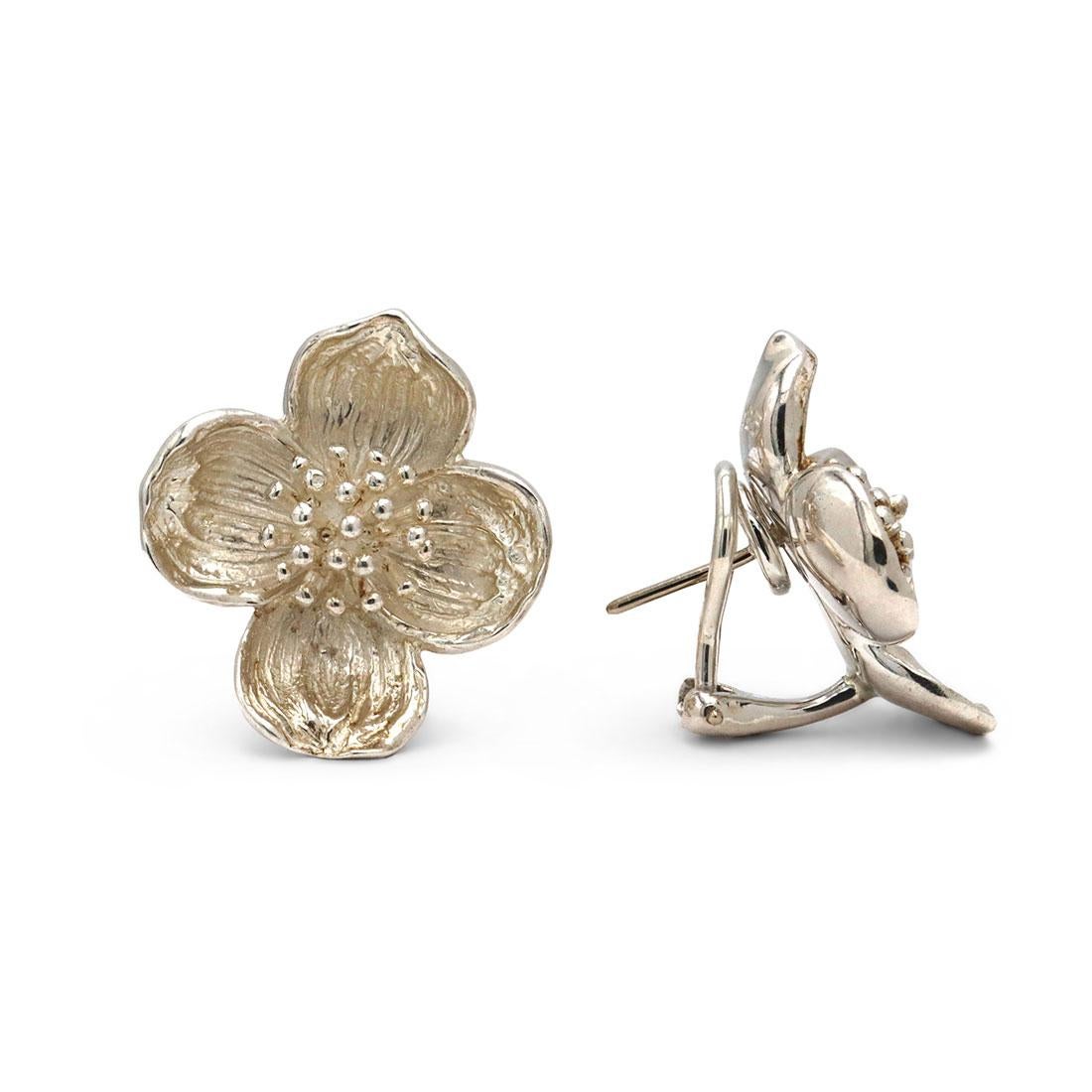 Tiffany & Co. Dogwood Flower Earrings In Excellent Condition In New York, NY