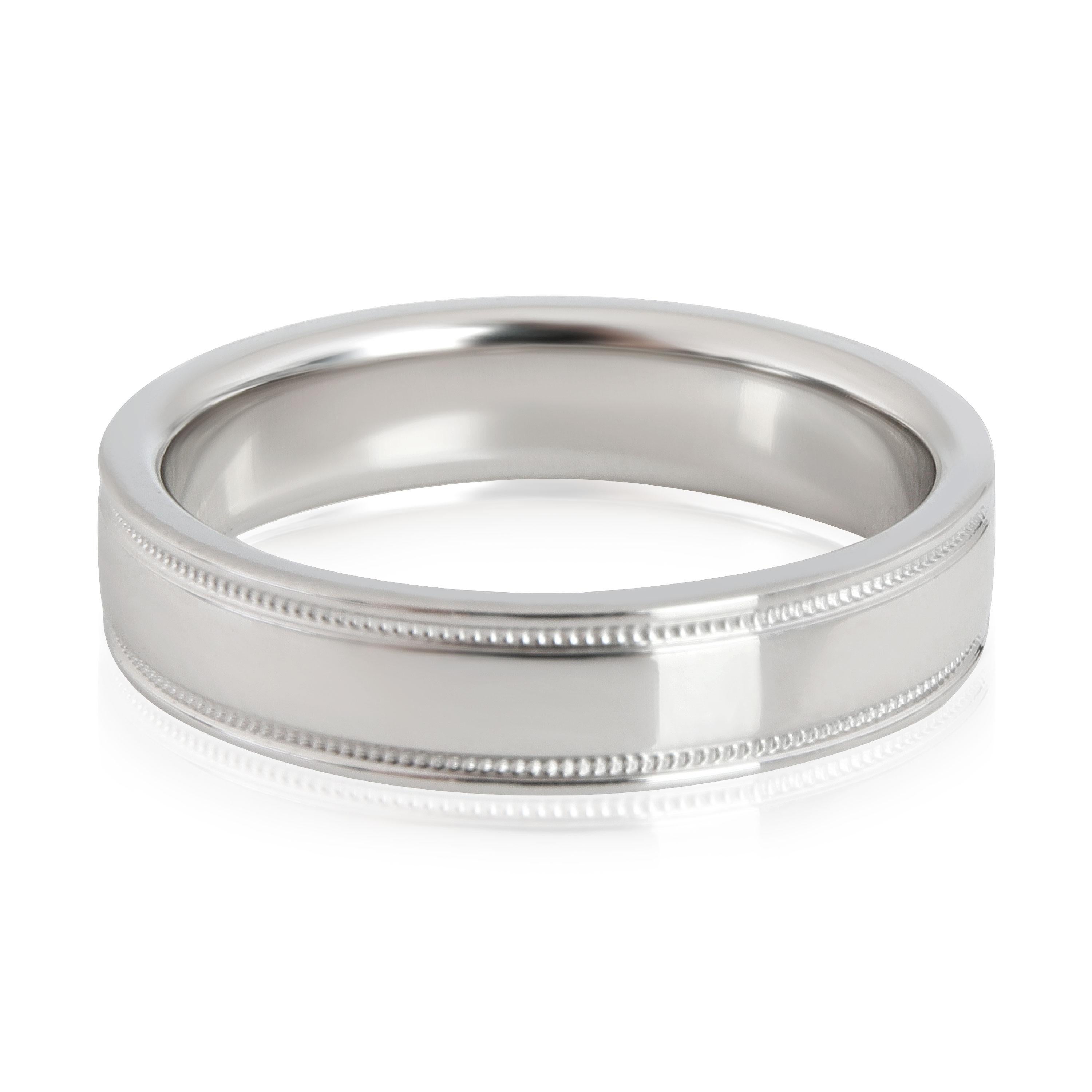 Tiffany & Co. Double Miligrain Band in Platinum

PRIMARY DETAILS
SKU: 114037
Listing Title: Tiffany & Co. Double Miligrain Band in Platinum
Condition Description: Retails for 1800 USD. In excellent condition and recently polished. Ring size is