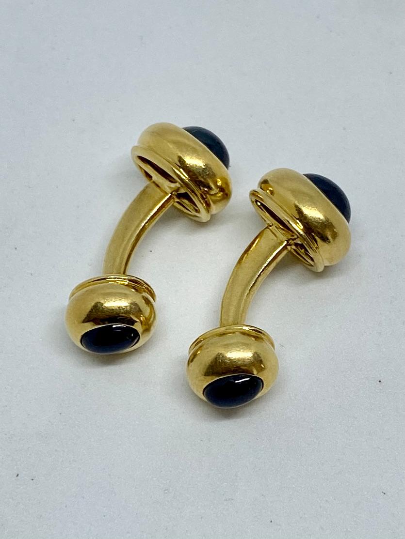 Tiffany & Co. Double-Sided Cufflinks in 18K Yellow Gold with Oval Sapphires In Good Condition For Sale In San Rafael, CA