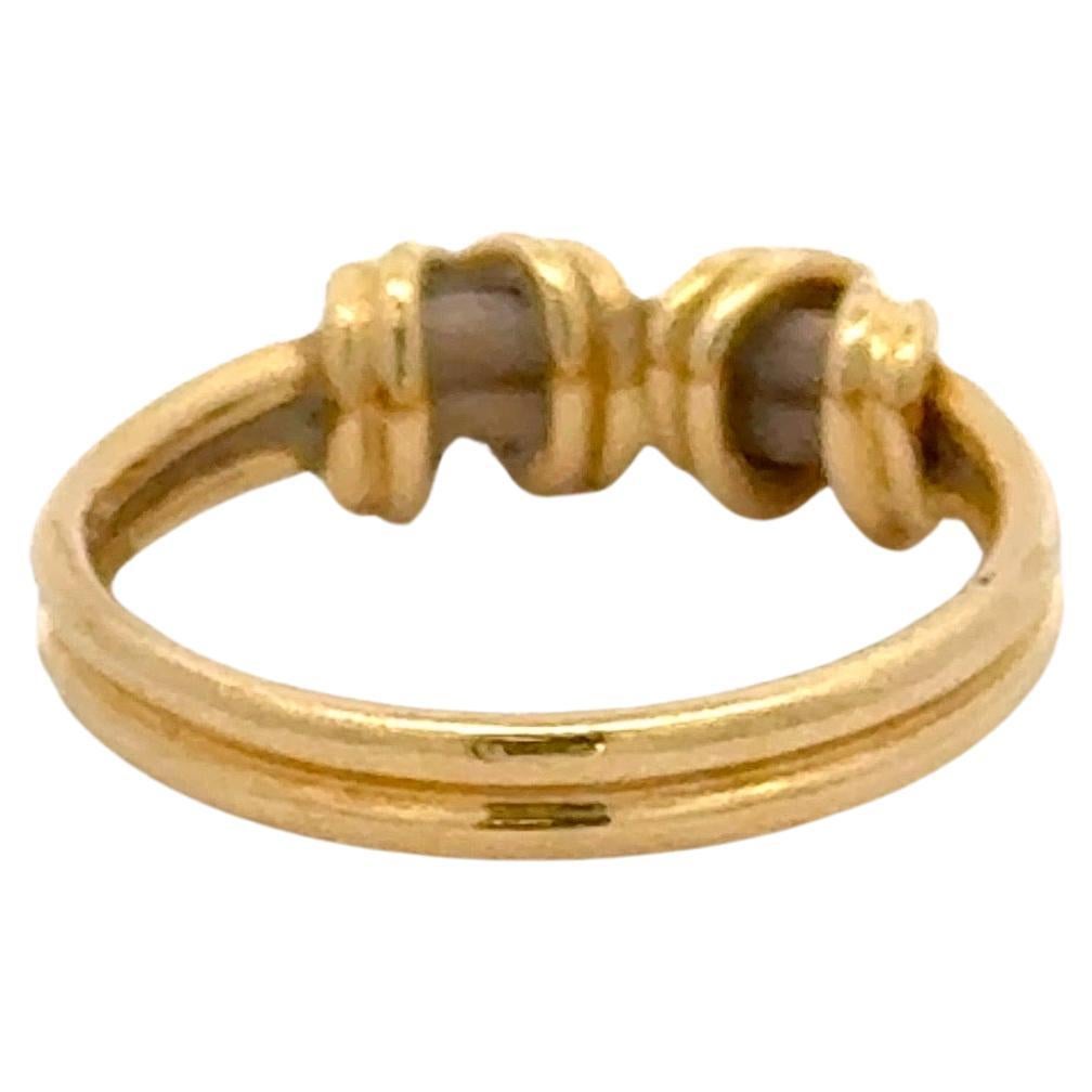 Contemporary Tiffany & Co Double 'X' Design Band Ring 5.4 Grams 18 Karat Yellow Gold For Sale