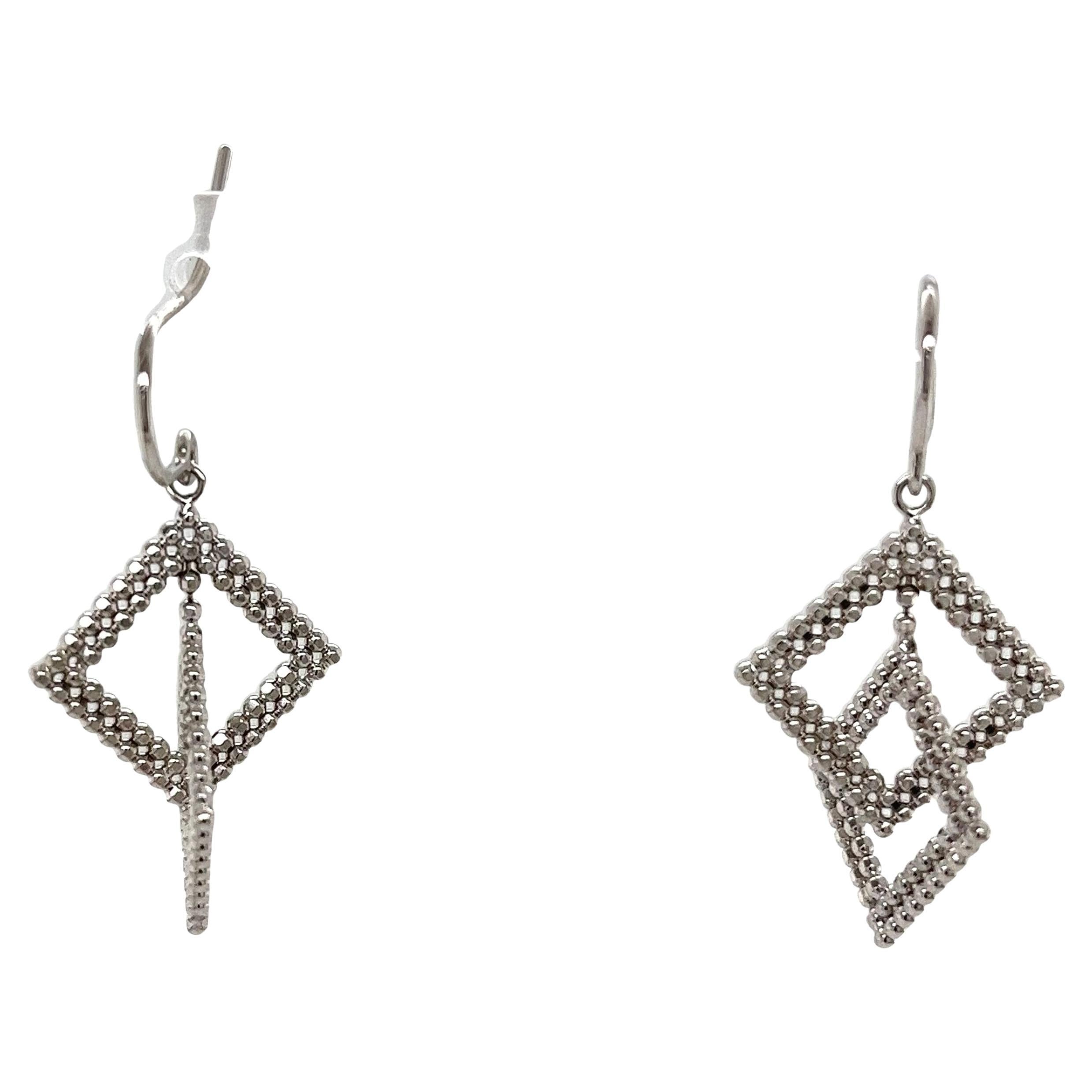 Tiffany & Co. Ohrringe in quadratischer Form aus 18 Karat Weißgold gefasst im Angebot