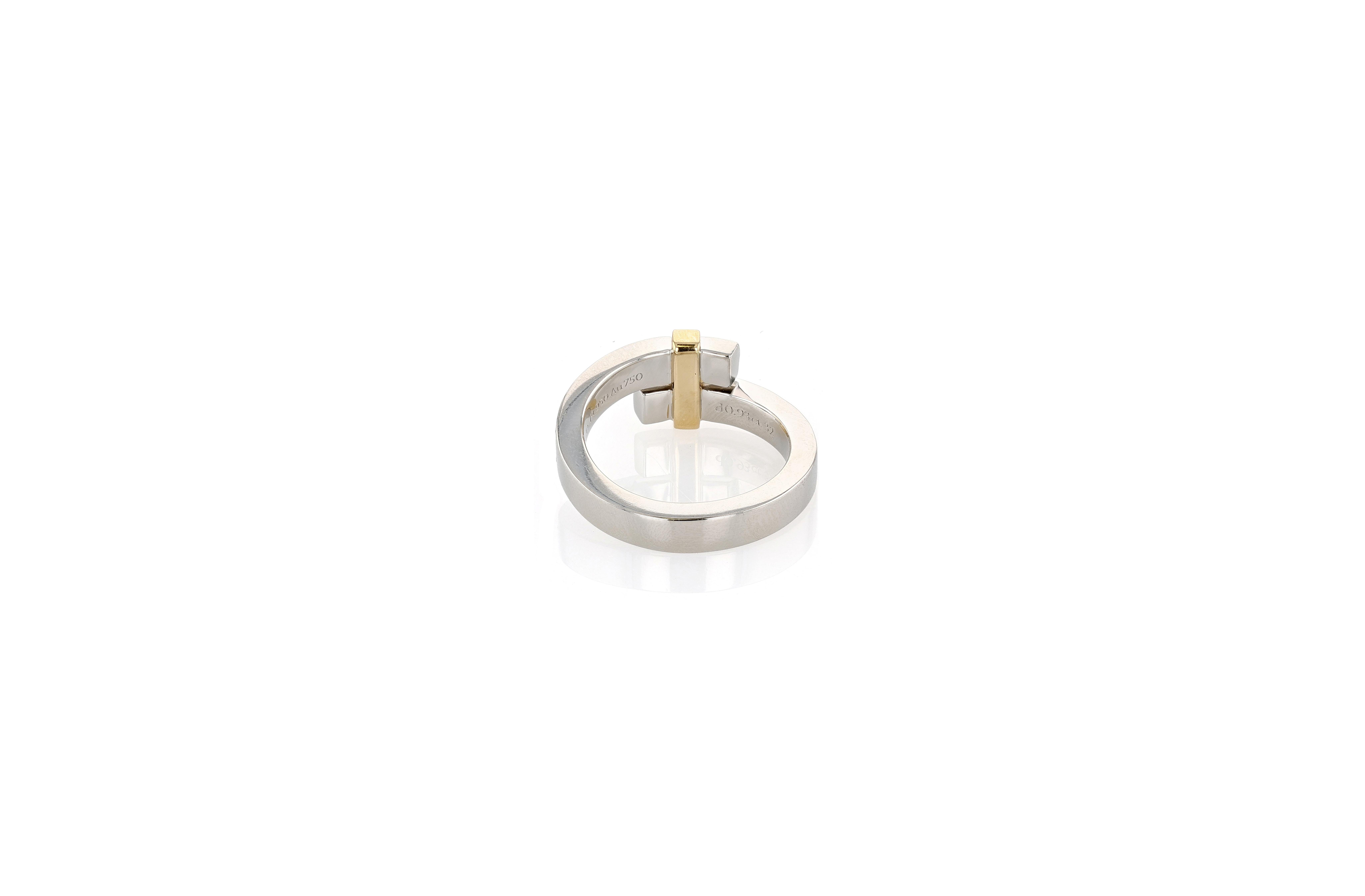 Contemporain Tiffany & Co. Bague en platine, or et diamants en vente