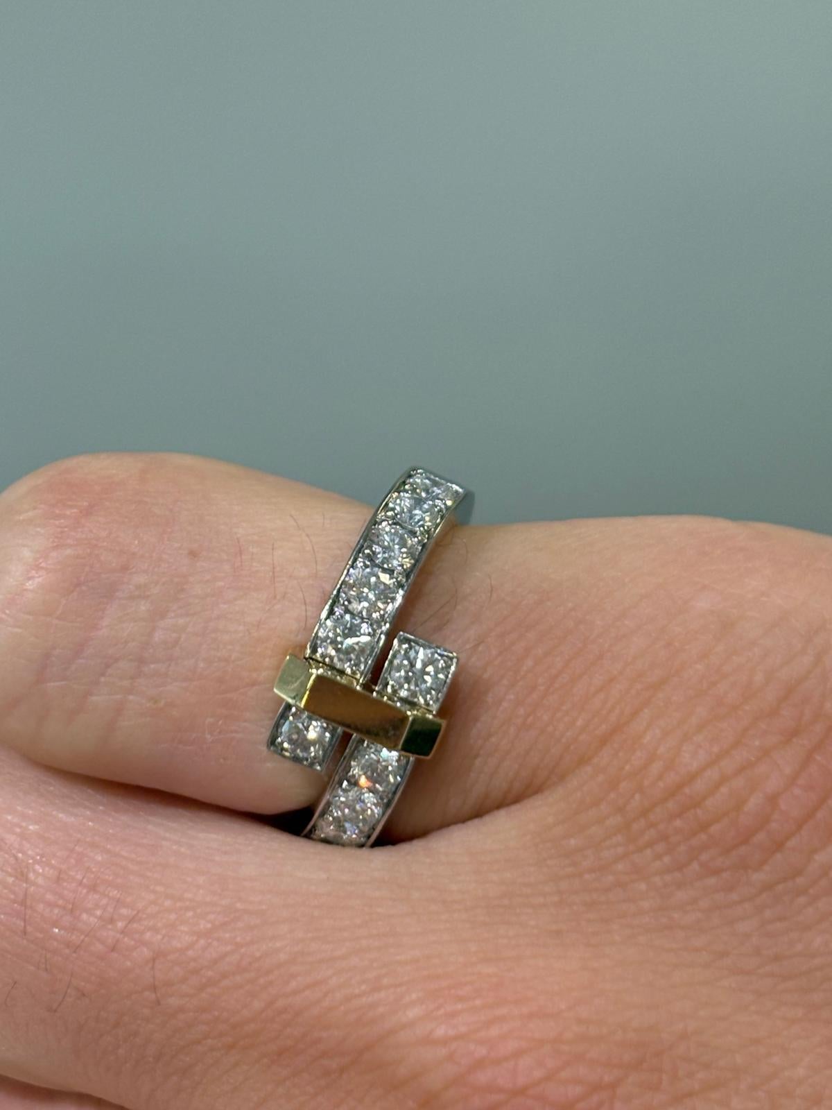Tiffany & Co. Bague en platine, or et diamants Excellent état - En vente à Princeton, NJ