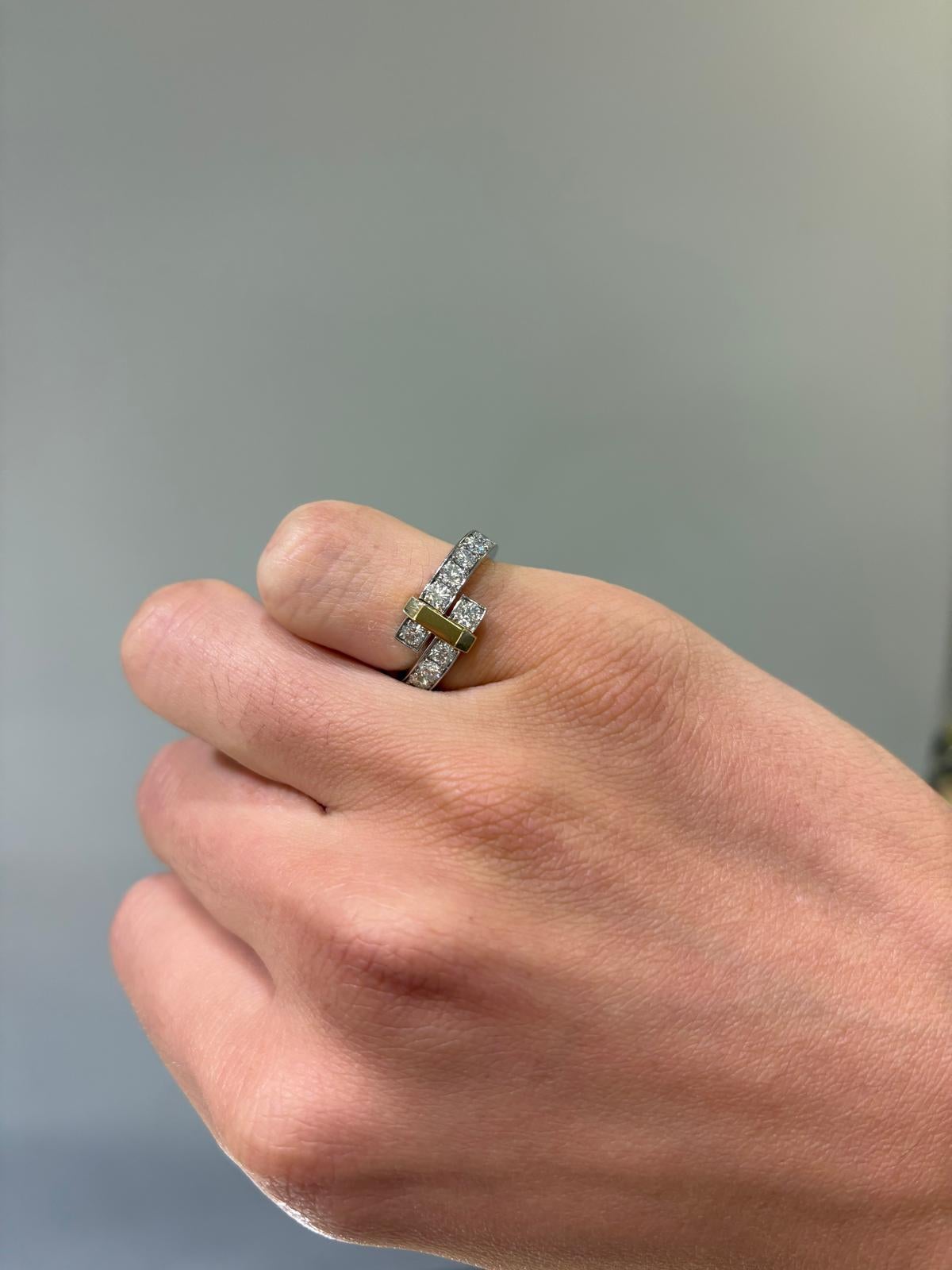 Tiffany & Co. Bague en platine, or et diamants Unisexe en vente