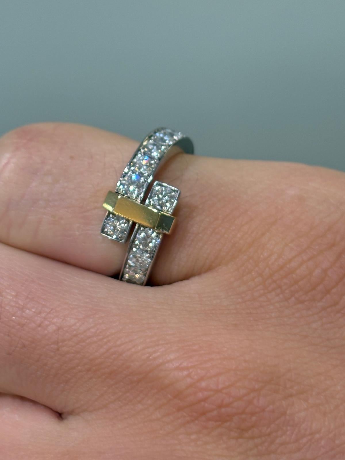 Tiffany & Co. Bague en platine, or et diamants en vente 1