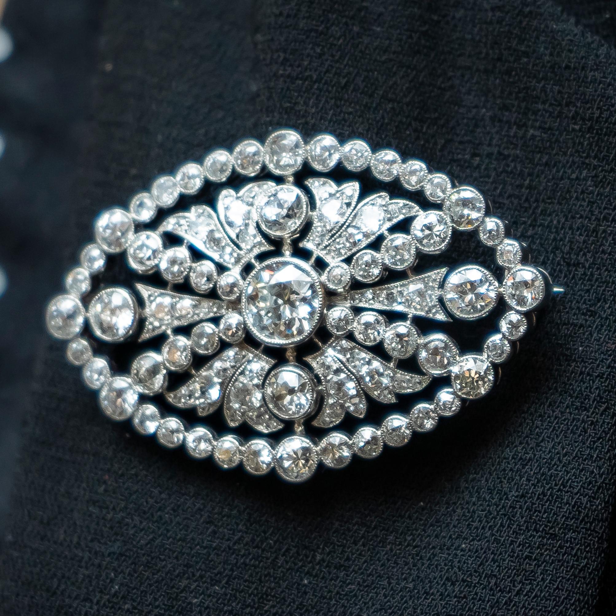 Tiffany & Co. Edwardian Diamond Platinum Brooch In Excellent Condition In London, GB