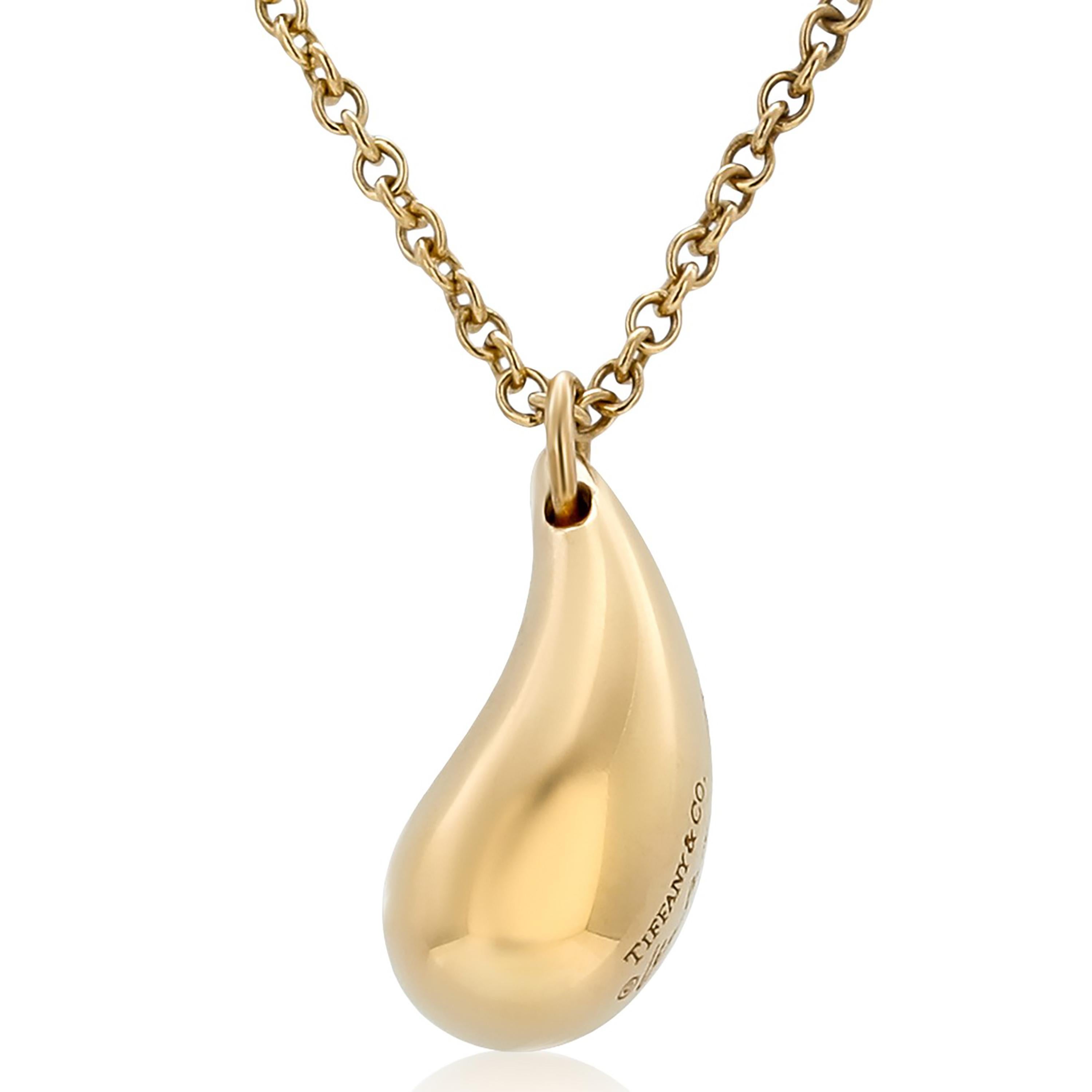 Contemporary Tiffany Co Eighteen Karat Gold Elsa Peretti Teardrop 0.60 Inch Pendant Necklace