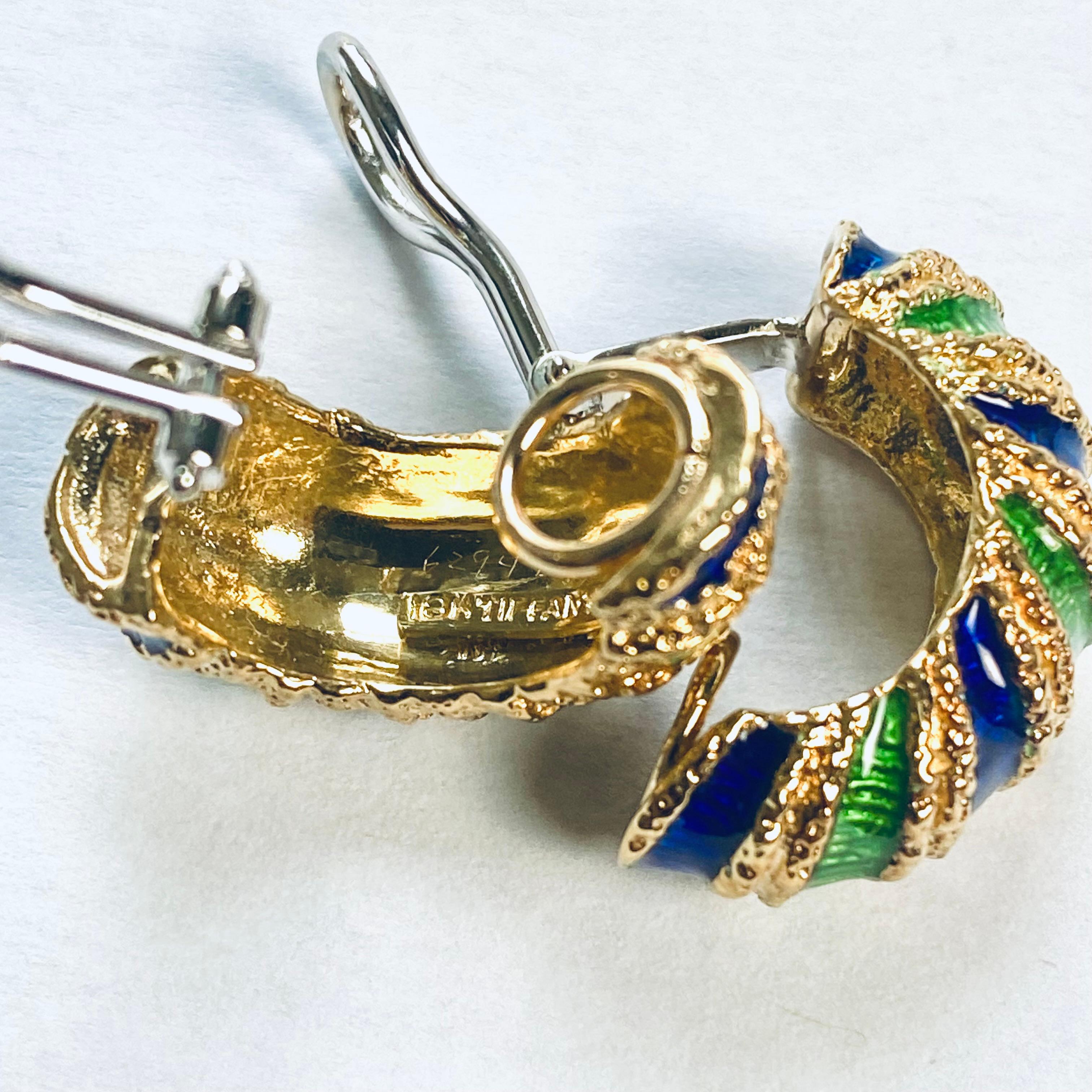 Vintage Tiffany 18 Karat Gold Rare Swirl Blue Green Enamel Texture Hoop Earrings 4