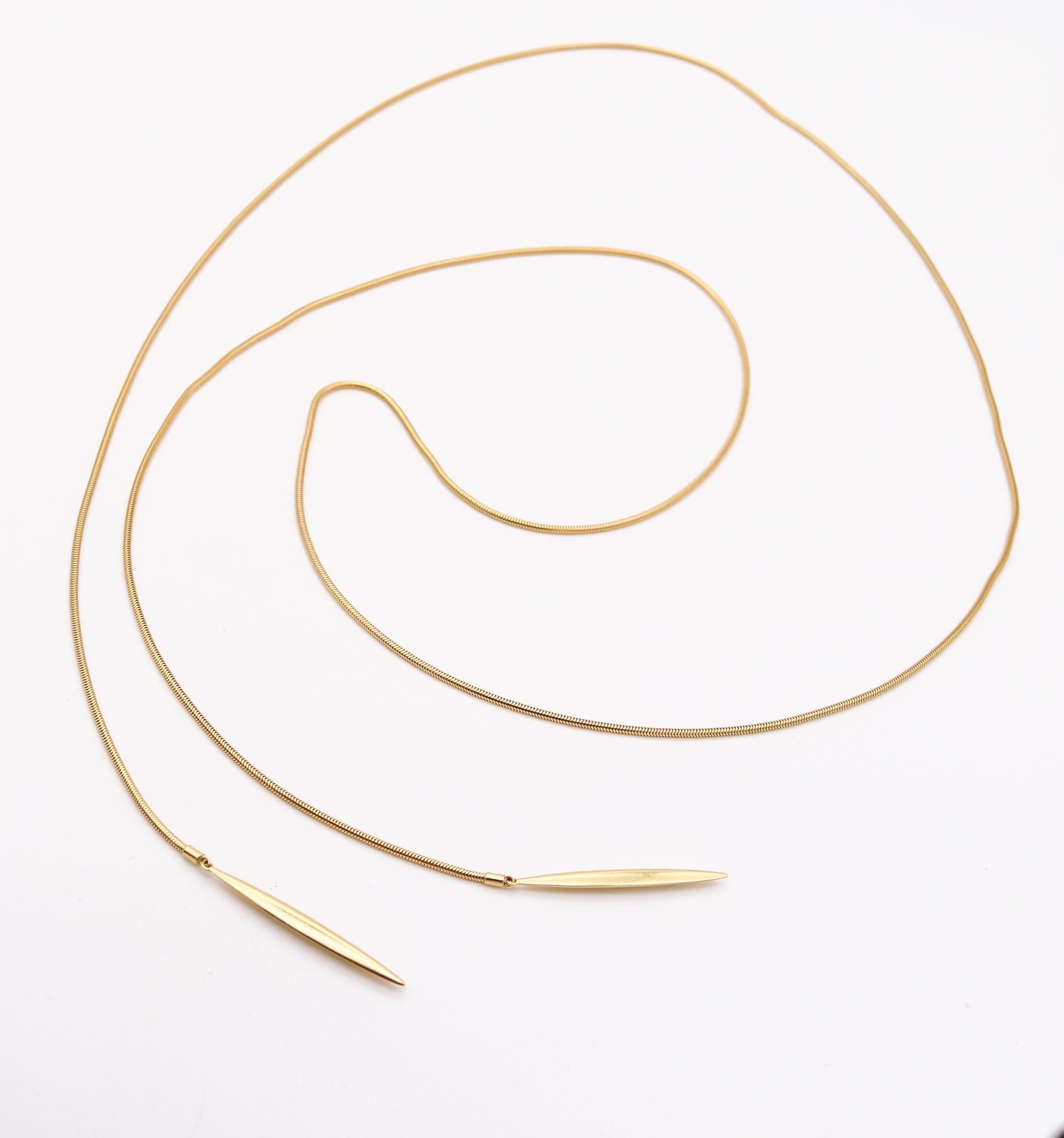 Modernist Tiffany & Co. Elegant Long Necklace Lariat in Solid 18Kt Yellow Gold For Sale