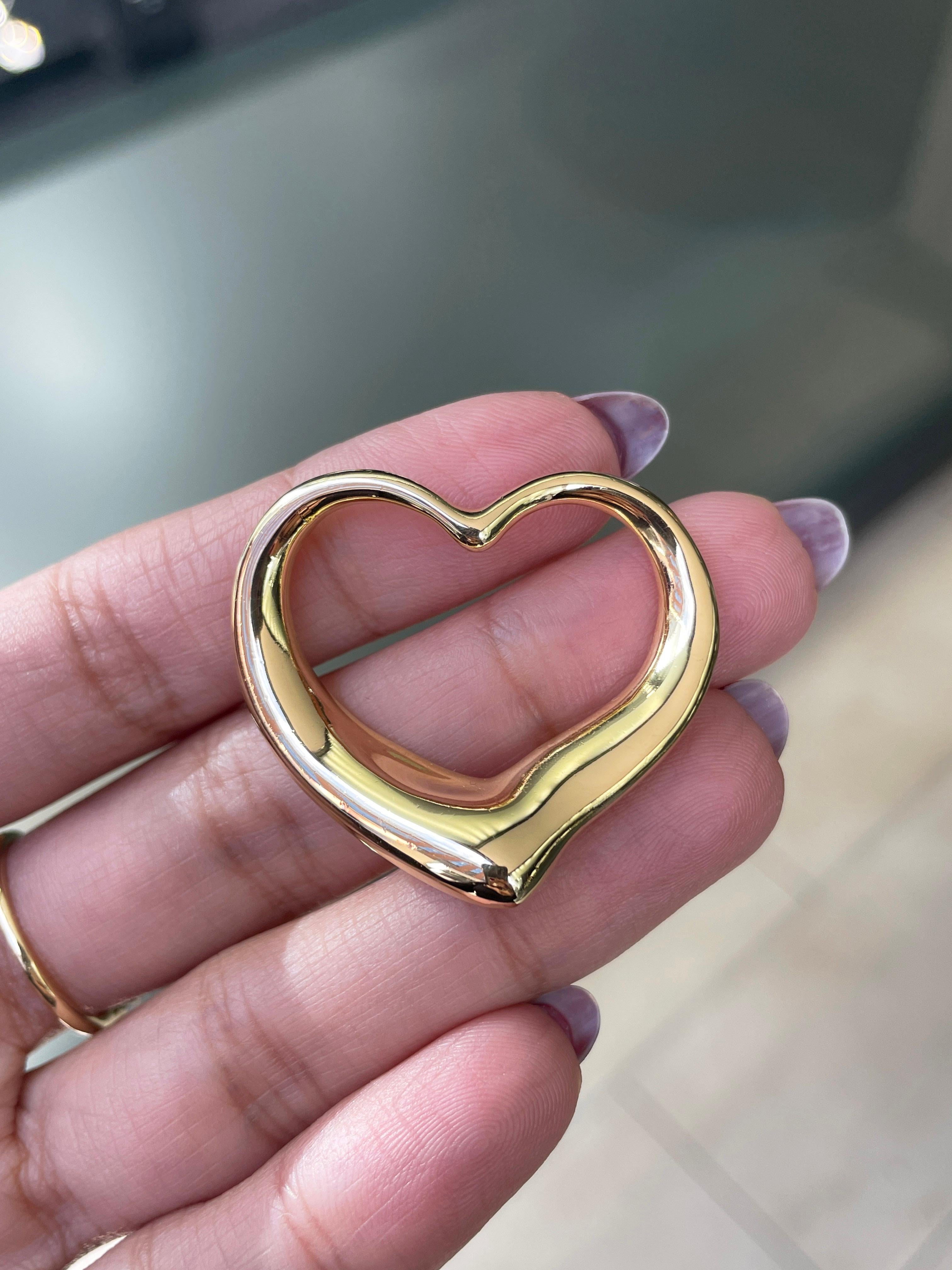 Tiffany & Co. Elsa Peretti 18 Carat Yellow Gold Open Heart Pendant In Excellent Condition In London, GB