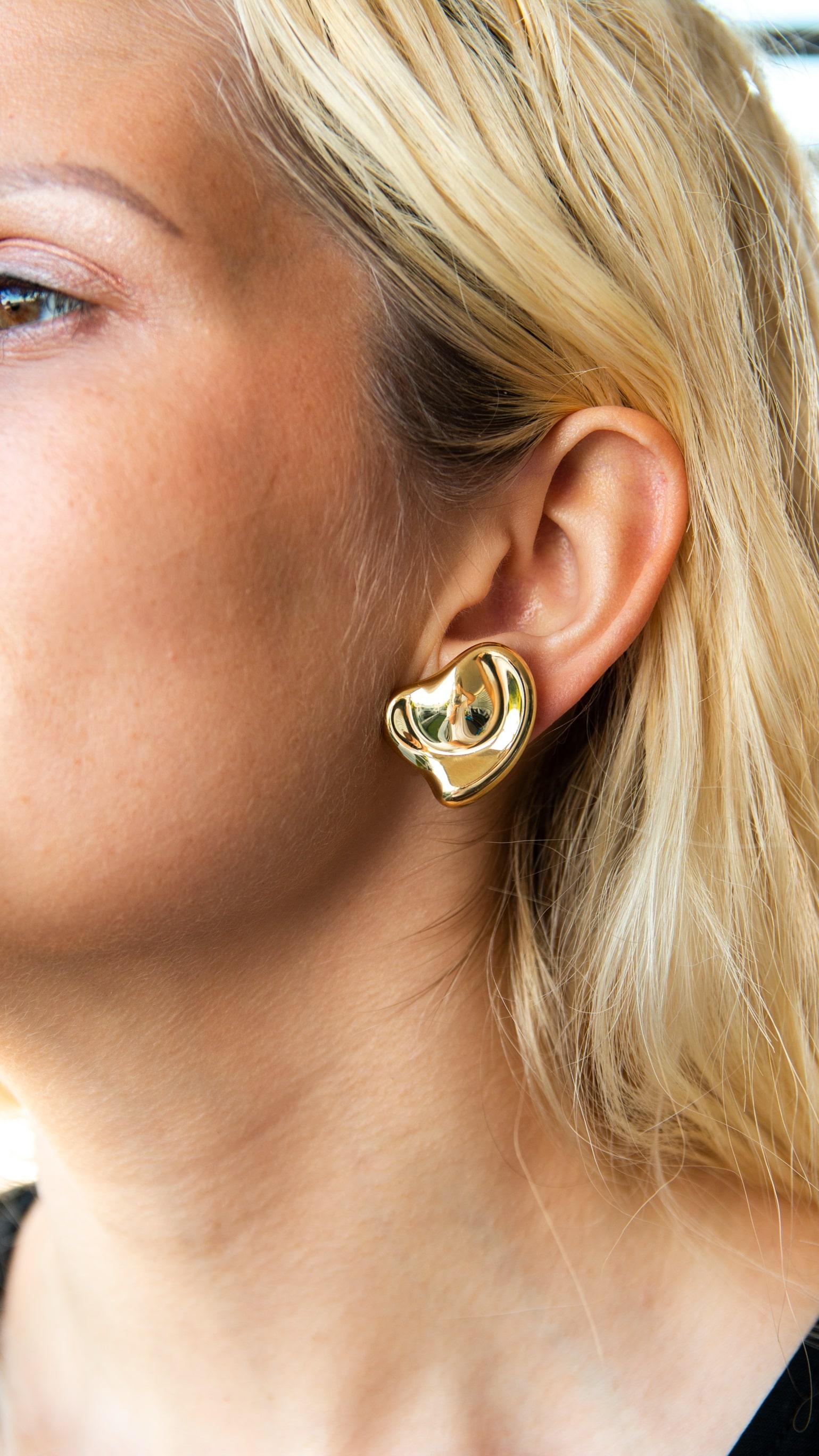 Tiffany & Co Elsa Peretti 18 Karat Yellow Gold Full Heart Pierced Earrings 1