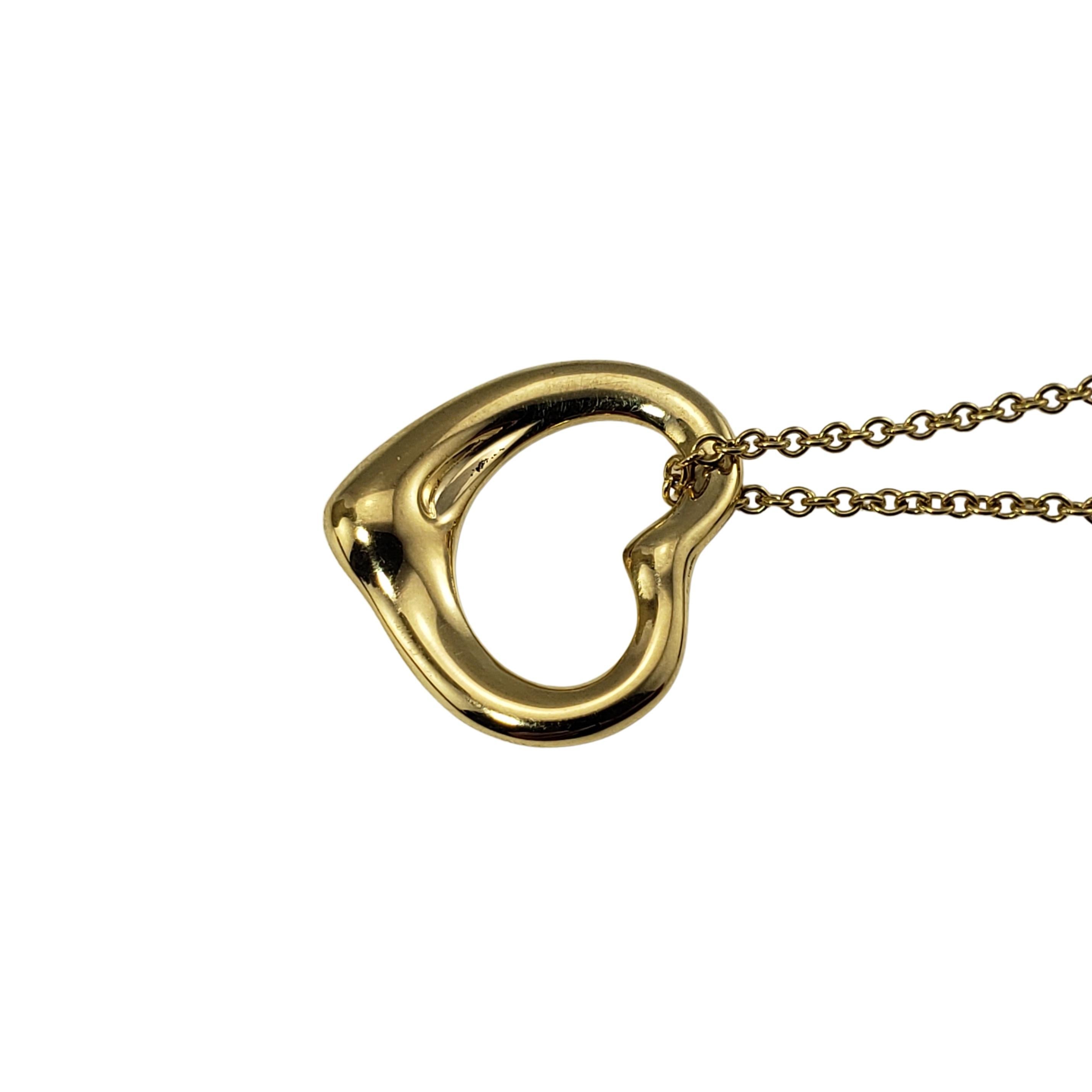 Tiffany & Co. Elsa Peretti 18 Karat Yellow Gold Heart Pendant Necklace In Good Condition In Washington Depot, CT