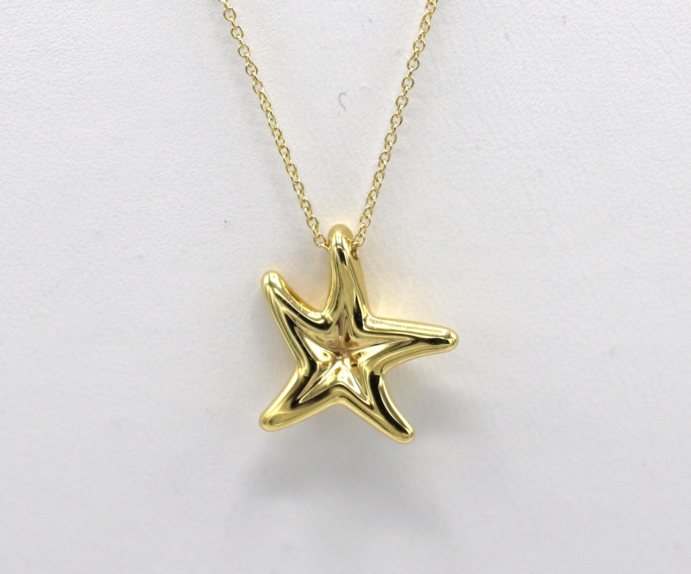 Tiffany & Co. Elsa Peretti 18 Karat Yellow Gold Starfish Pendant Necklace In Excellent Condition In  Baltimore, MD