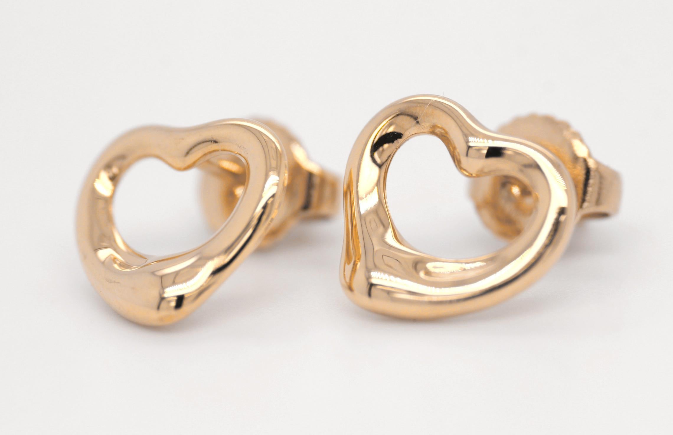 Tiffany & Co. (Elsa Peretti) 18ct yellow gold heart stud earrings In Excellent Condition For Sale In London, GB