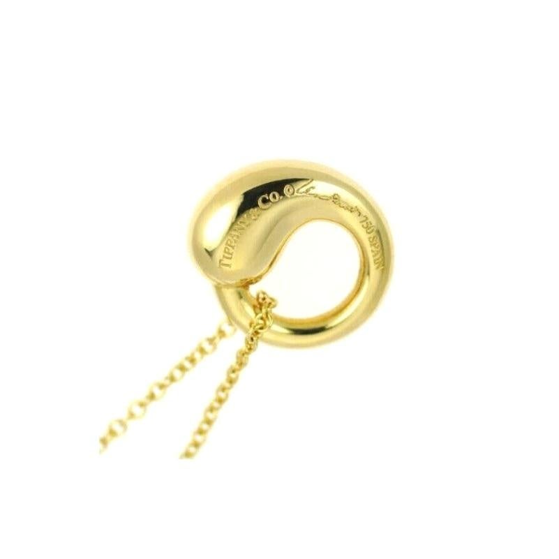 TIFFANY & Co. Elsa Peretti 18K Gold 12mm Eternal Circle Pendant Necklace In Excellent Condition For Sale In Los Angeles, CA