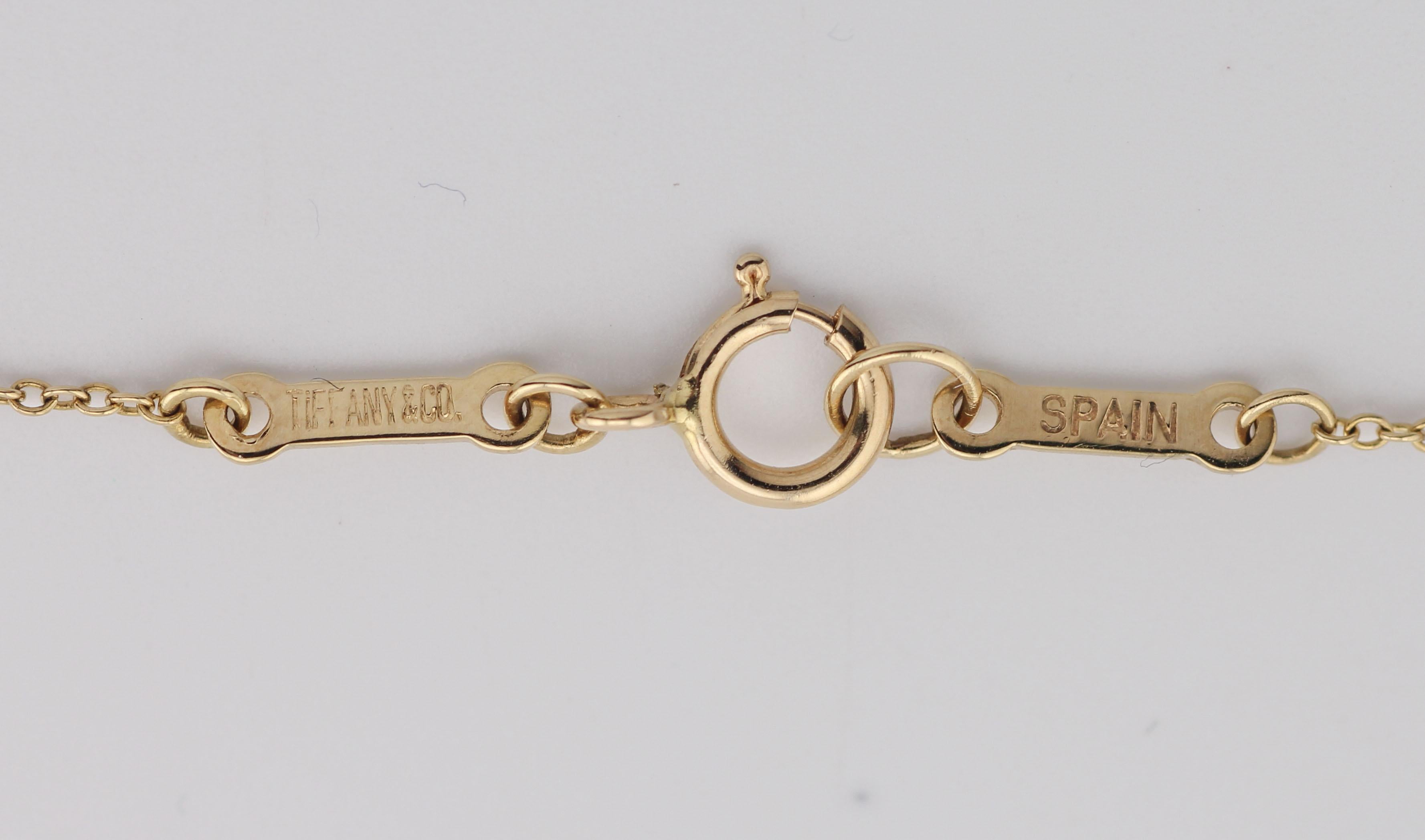 Tiffany & Co. Elsa Peretti 18K Gold 12mm Small Star of David Pendant Necklace im Angebot 1