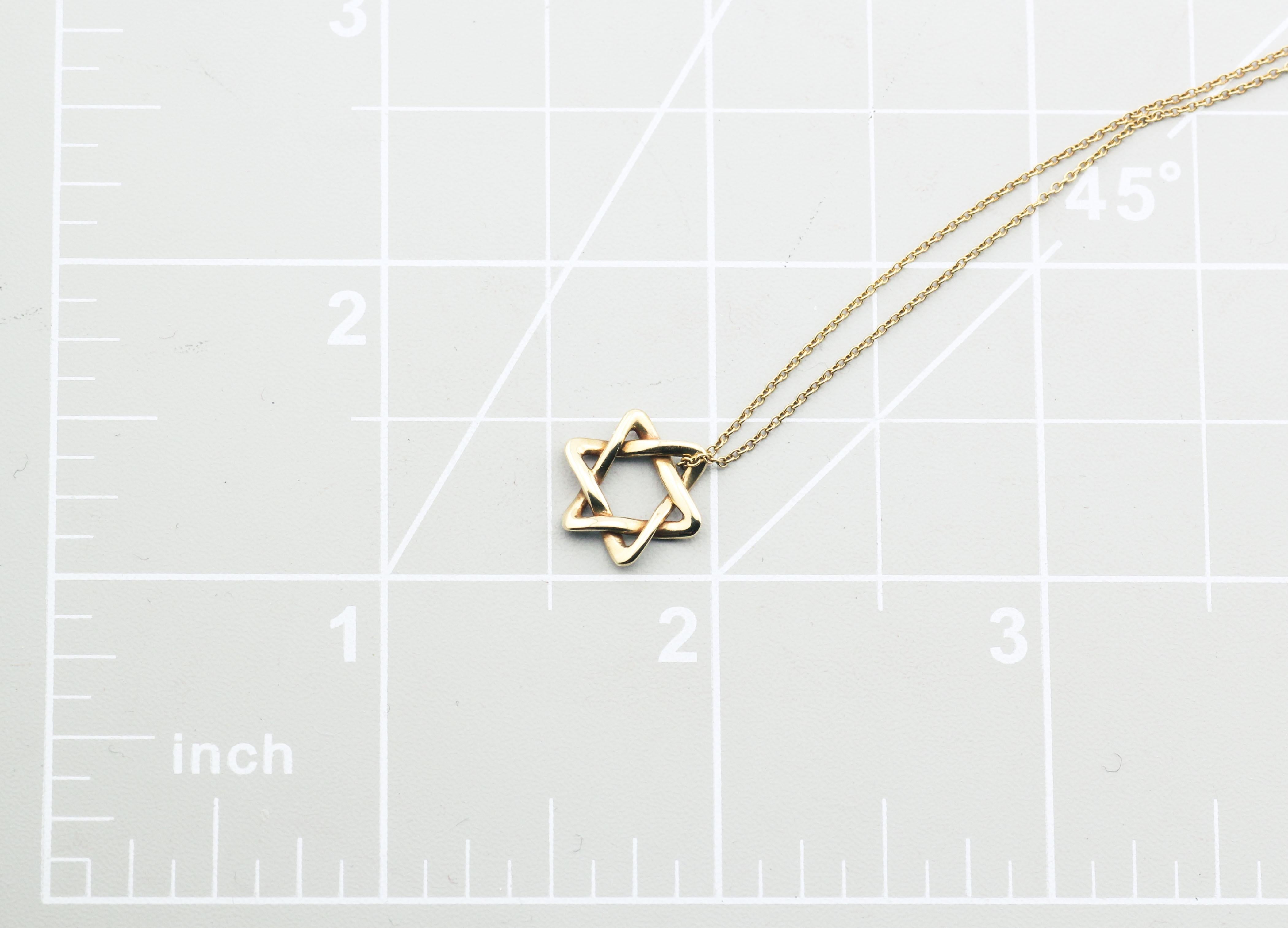 Tiffany & Co. Elsa Peretti 18K Gold 12mm Small Star of David Pendant Necklace For Sale 5