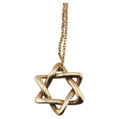 Tiffany & Co. Elsa Peretti 18K Gold 12mm Small Star of David Pendant Necklace