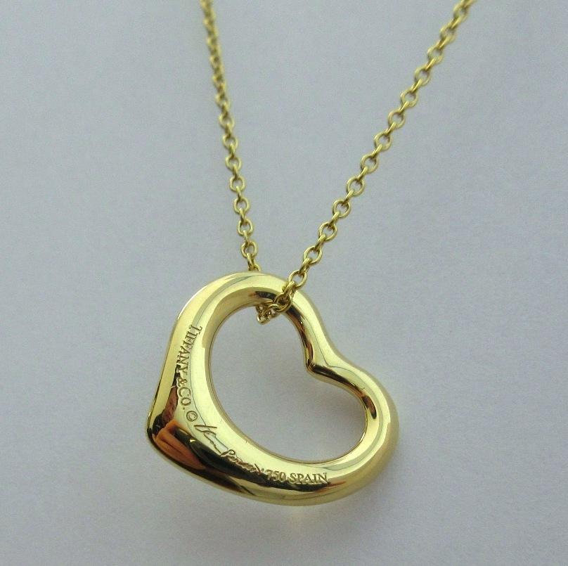 TIFFANY & Co. Elsa Peretti Halskette mit offenem Herzanhänger, 18 Karat Gold 16 mm, neu 2