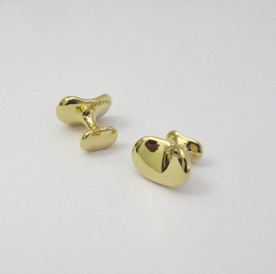 TIFFANY & Co. Elsa Peretti 18K Gold 18mm Breite Bohne Manschettenknöpfe Manschettenknöpfe im Zustand „Hervorragend“ im Angebot in Los Angeles, CA