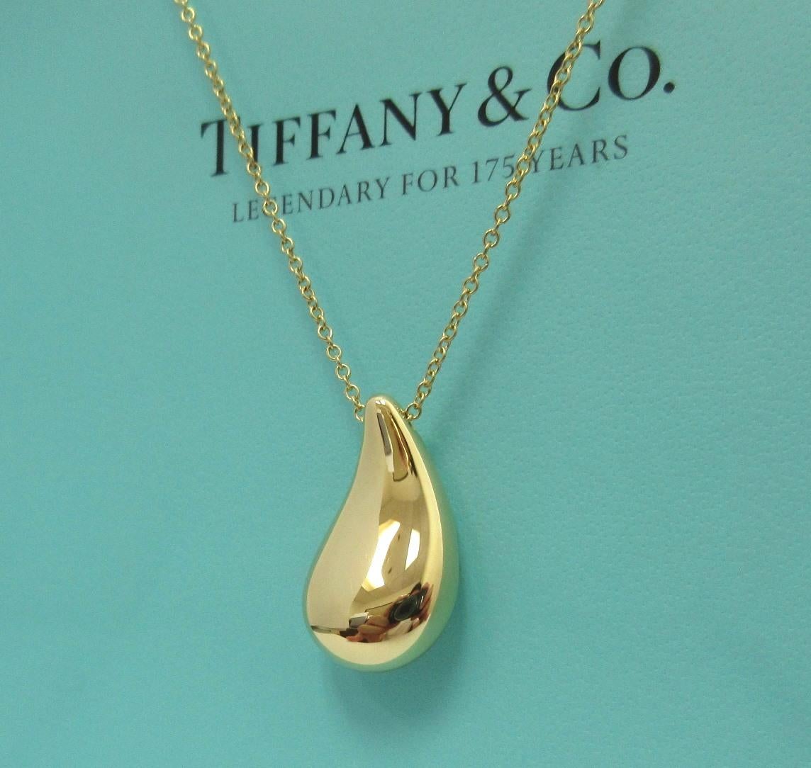 TIFFANY & Co. Elsa Peretti 18K Gold 22mm Long Teardrop Pendant Necklace

Metal: 18K Yellow Gold
Chain: 19