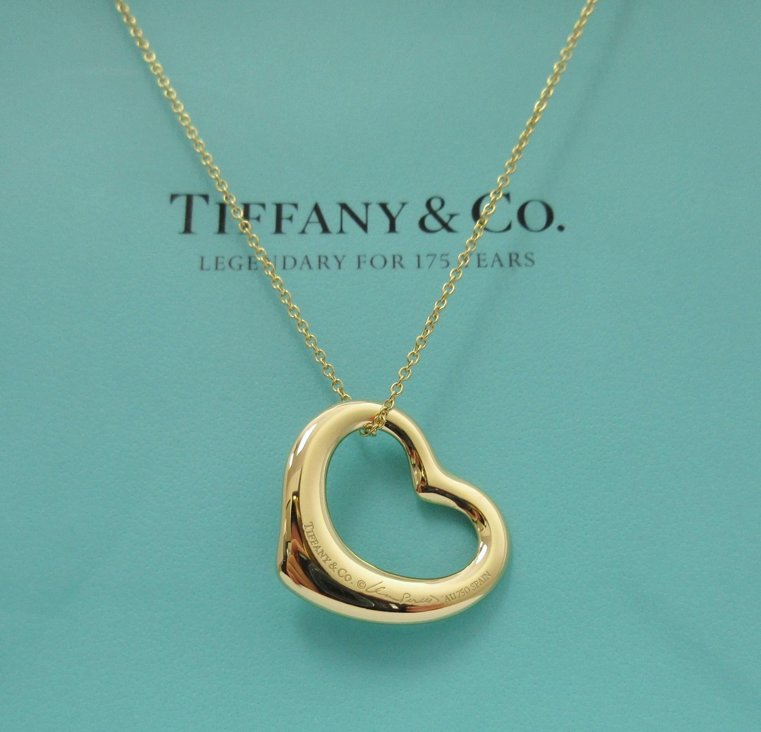 TIFFANY & Co. Elsa Peretti 18K Gold 22mm Open Heart Pendant Necklace New In New Condition In Los Angeles, CA