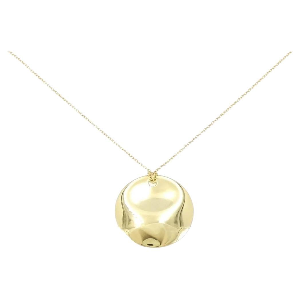 TIFFANY & Co. Elsa Peretti, collier pendentif rond 24 mm en or 18 carats en vente