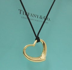TIFFANY & Co. Collar Colgante Corazón Abierto Elsa Peretti Oro 18K 27mm