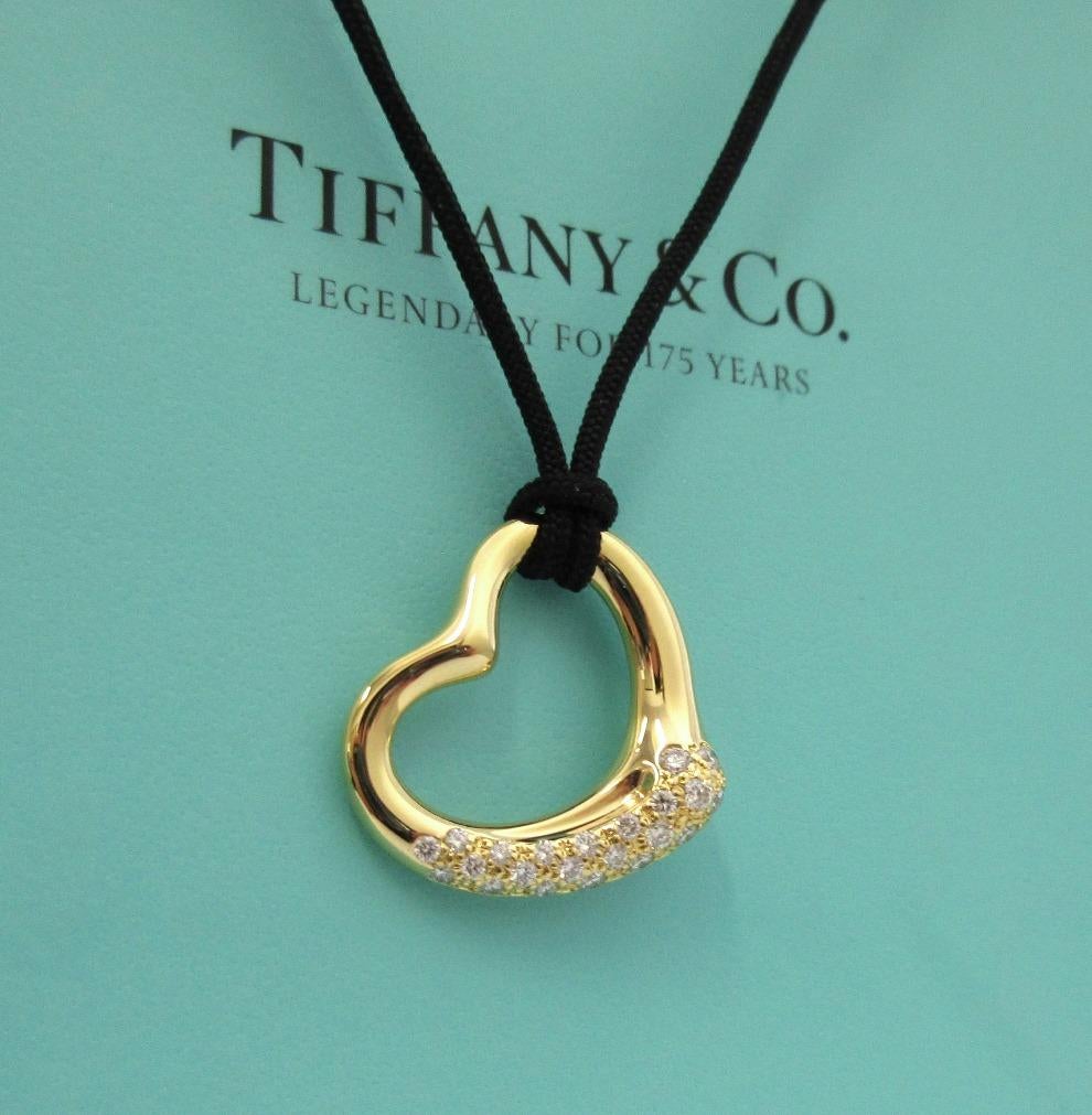 TIFFANY & Co. Elsa Peretti 18K Gold Diamond 22mm Open Heart Pendant Necklace In New Condition For Sale In Los Angeles, CA