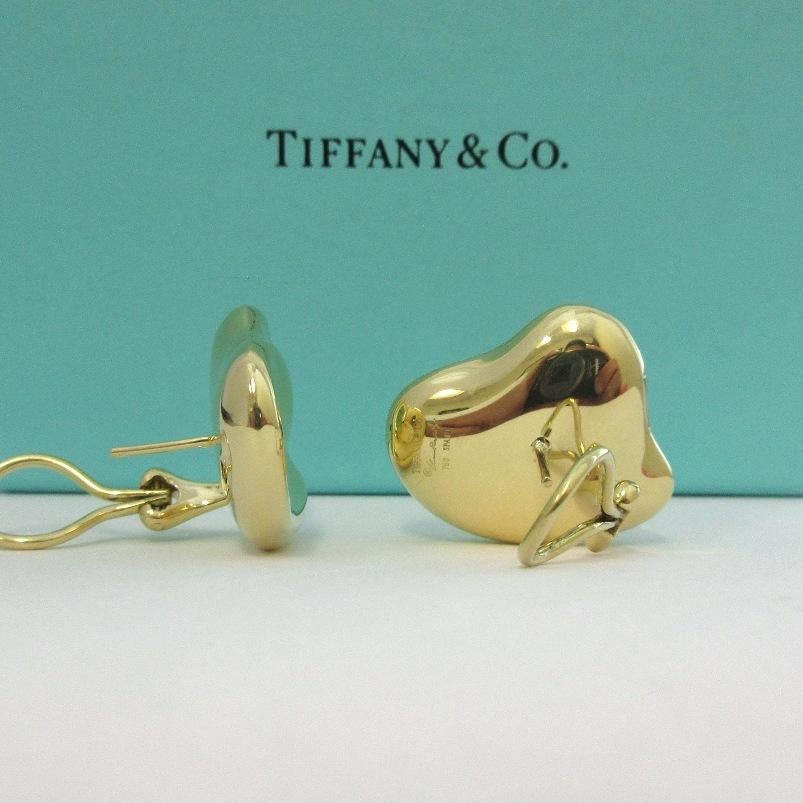 TIFFANY & Co. Elsa Peretti 18K Gold Full Heart Earrings Large In Excellent Condition In Los Angeles, CA