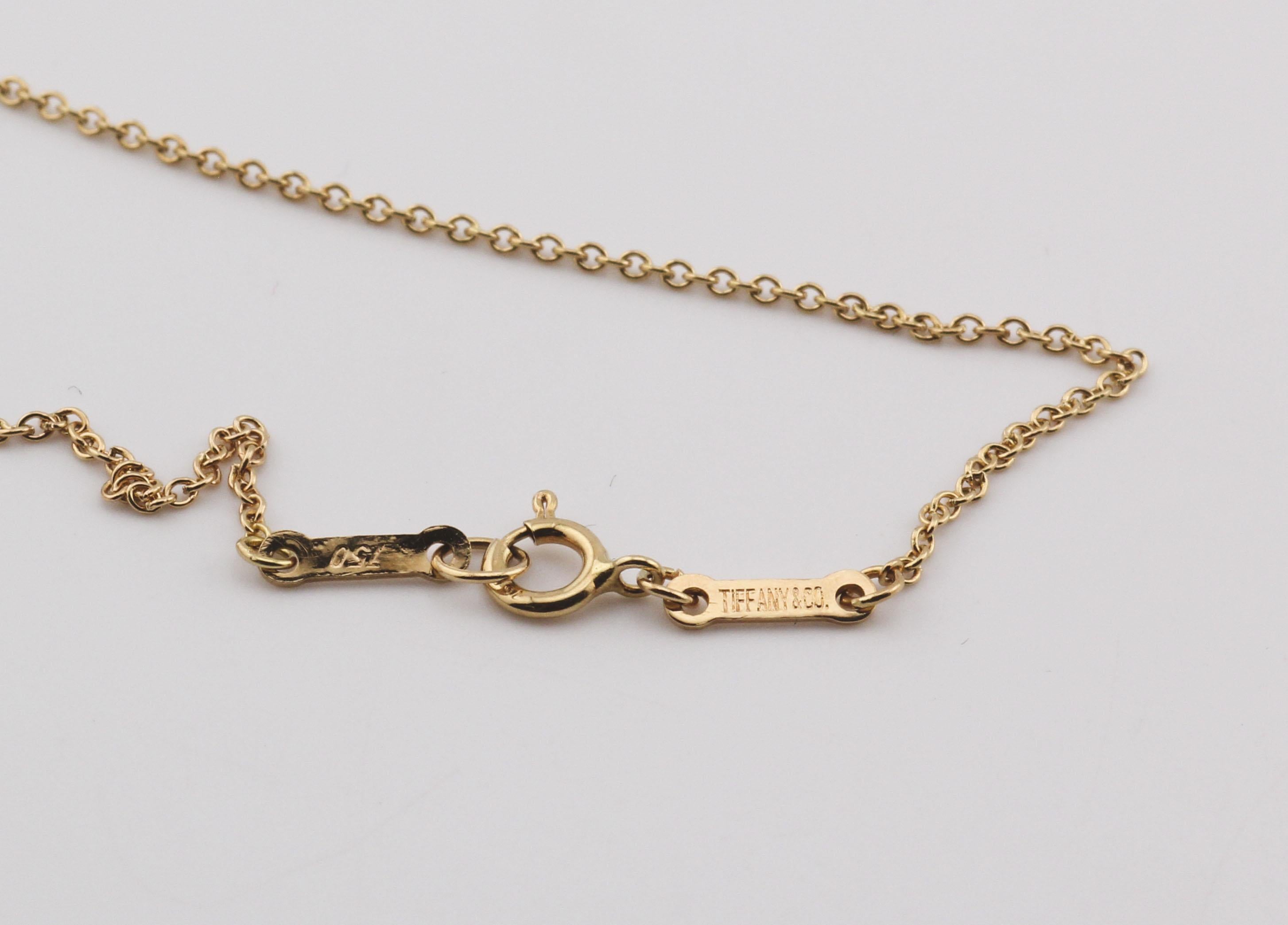 Tiffany & Co. Elsa Peretti 18K Gold  Large (18mm) Star of David Pendant Necklace For Sale 4