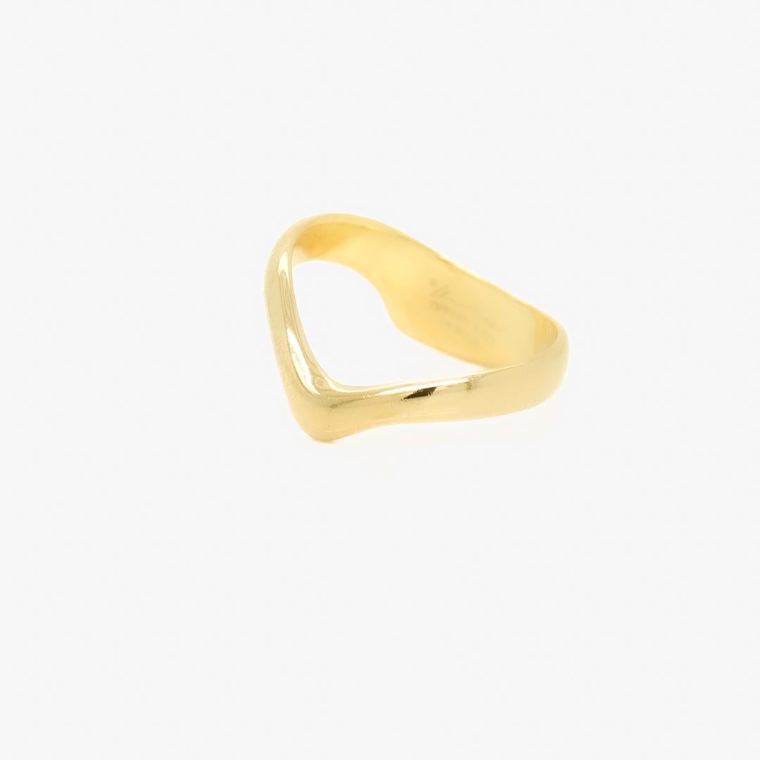 Tiffany & Co. Elsa Peretti 18K Gold Open Heart Curved Band Ring For Sale 1