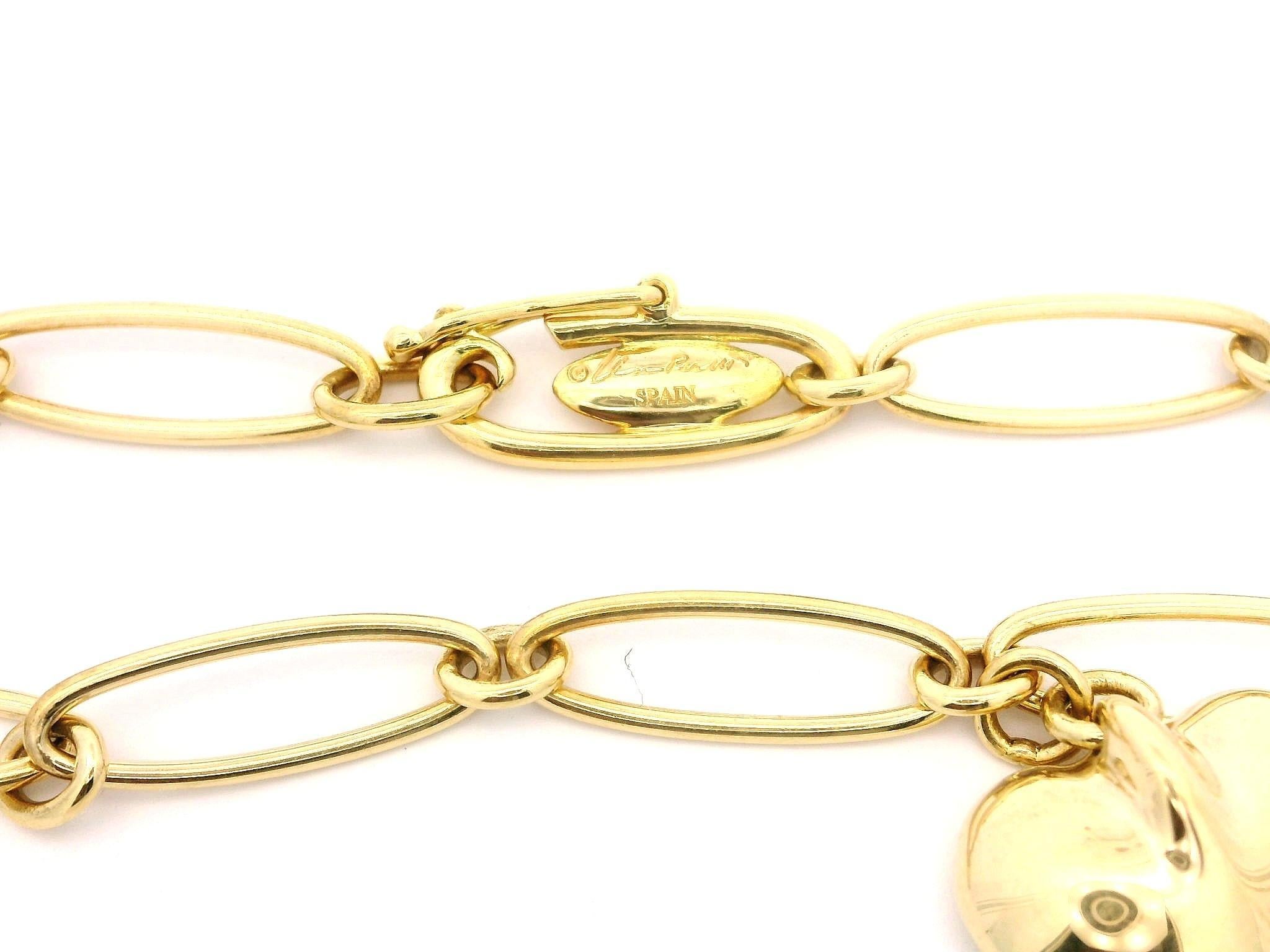 Materiale: Oro giallo massiccio 18k
Peso: 10,54 grammi
Tipo: Bracciale a maglie aperte con charm a cuore pendente
Lunghezza: Misura 7.0