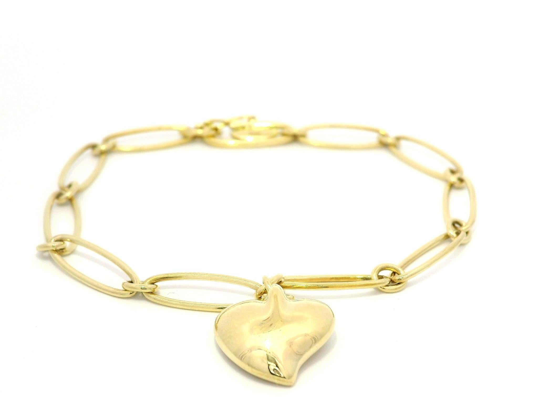 Tiffany & Co. Elsa Peretti, bracciale a maglie ovali aperte in oro 18 carati, con cuore pendente in vendita 1