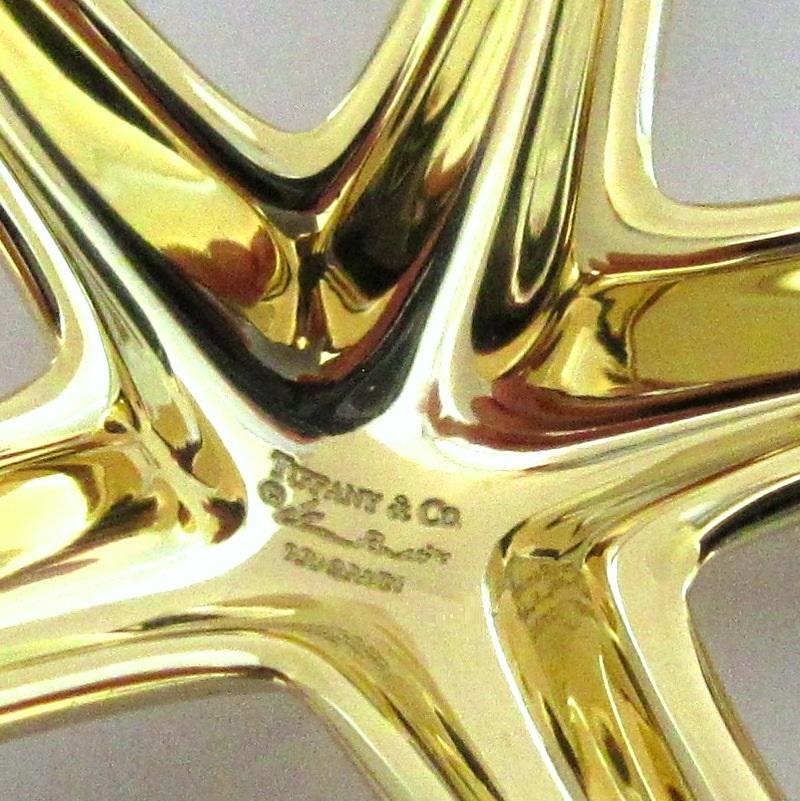 TIFFANY & Co. Elsa Peretti 18K Gold Starfish Pendant Necklace LARGE For Sale 1