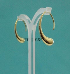 TIFFANY & Co. Elsa Peretti 18K Gold Teardrop Hoop Earrings