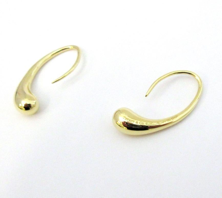 TIFFANY & Co. Elsa Peretti 18K Gold Teardrop Hoop Earrings For Sale 3