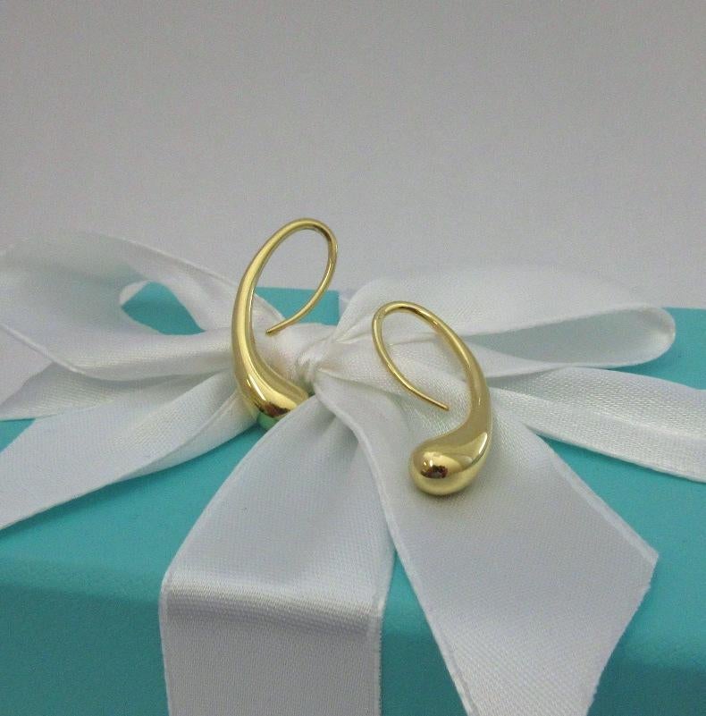 TIFFANY & Co. Elsa Peretti 18K Gold Teardrop Hoop Earrings For Sale 4