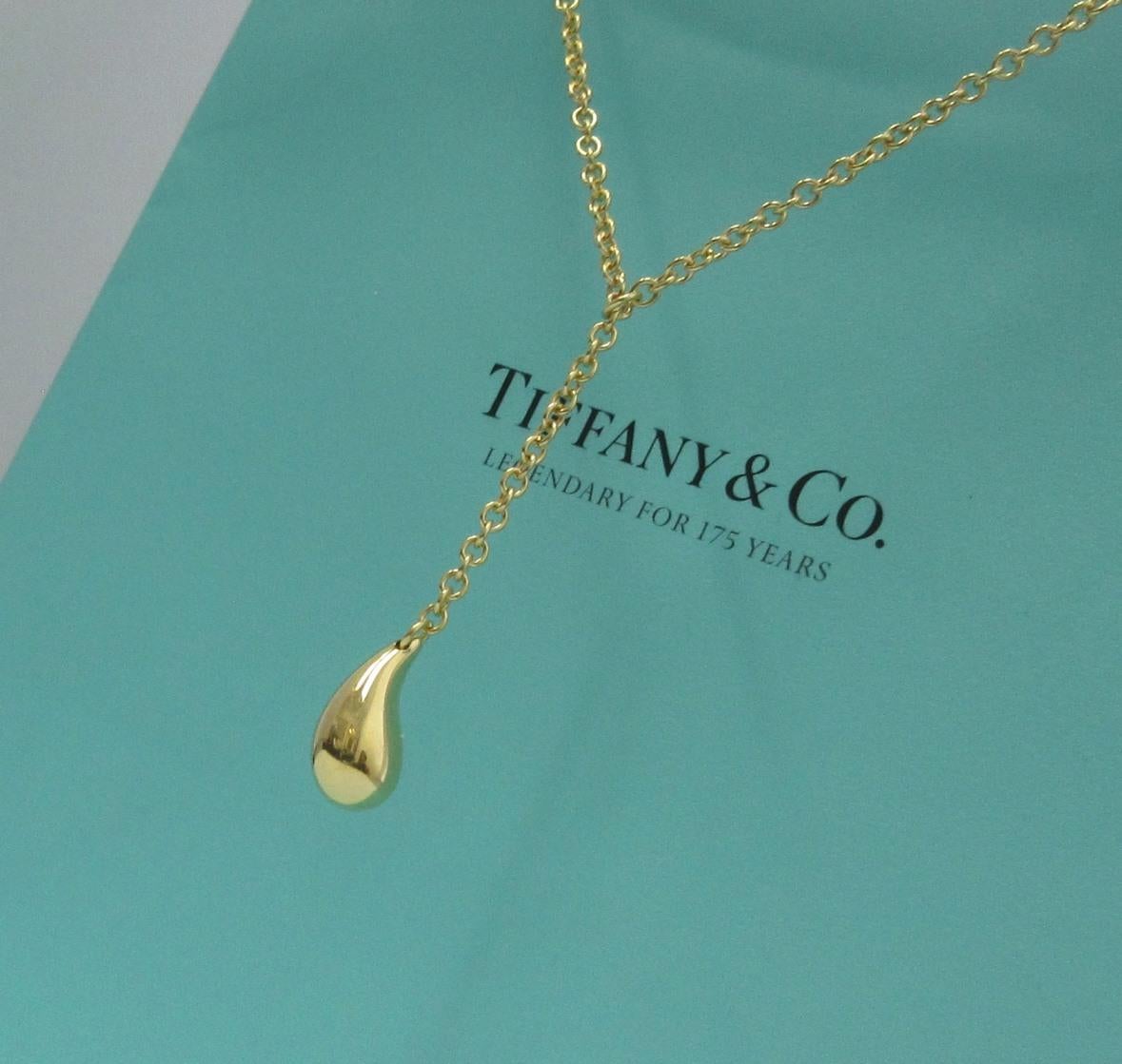 TIFFANY & Co. Elsa Peretti 18K Gold Teardrop Lariat Pendant Necklace In Good Condition For Sale In Los Angeles, CA