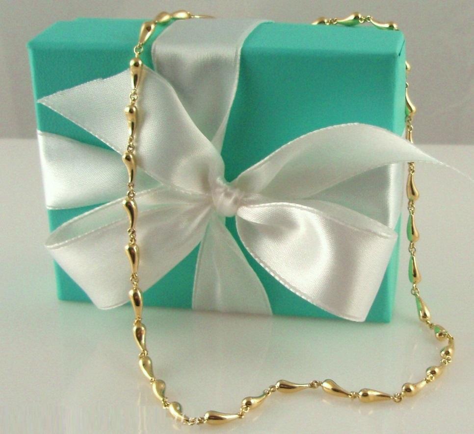 TIFFANY & Co. Elsa Peretti, collier en or 18 carats en forme de larme en vente 1