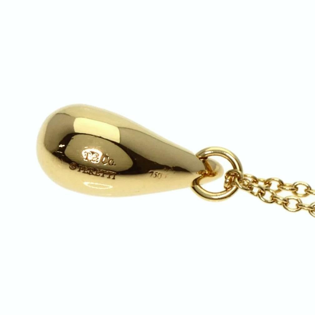 TIFFANY & Co. Elsa Peretti 18K Gold Teardrop Pendant Necklace For Sale 1