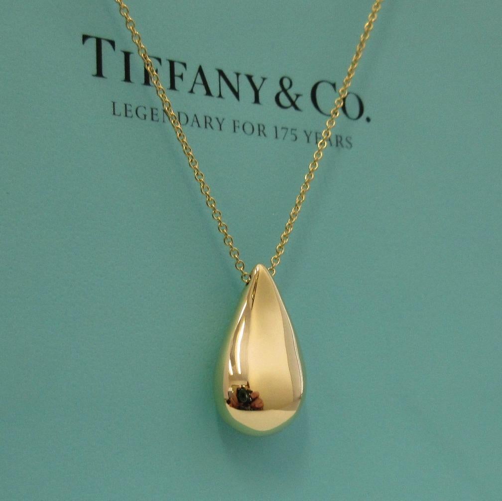 TIFFANY & Co. Elsa Peretti 18K Gold Teardrop Pendant Necklace Large im Zustand „Gut“ im Angebot in Los Angeles, CA