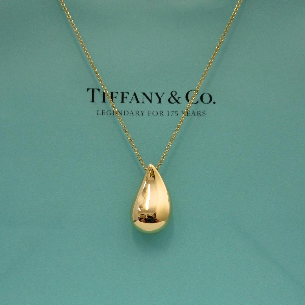 TIFFANY & Co. Elsa Peretti 18K Gold Teardrop Pendant Necklace Large Damen im Angebot