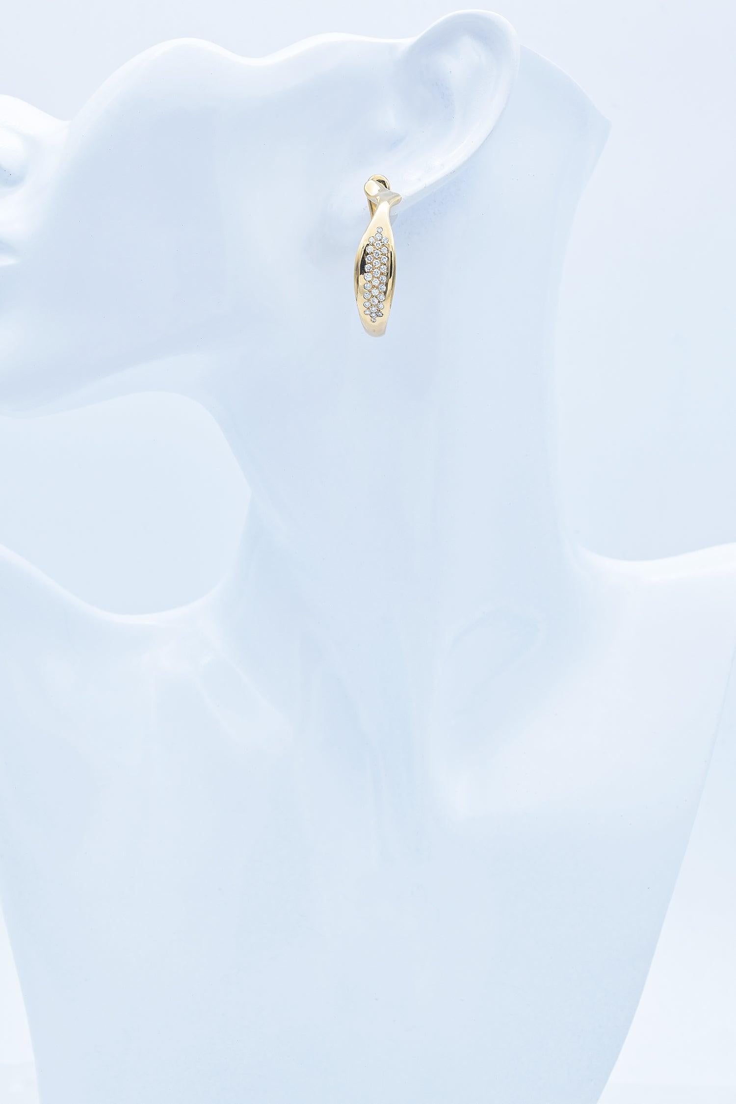 Tiffany & Co. Elsa Peretti for Tiffany & Co. in oro giallo 18 carati con diamanti 0.89TCW e orecchini a lobo In condizioni buone in vendita a New York, NY